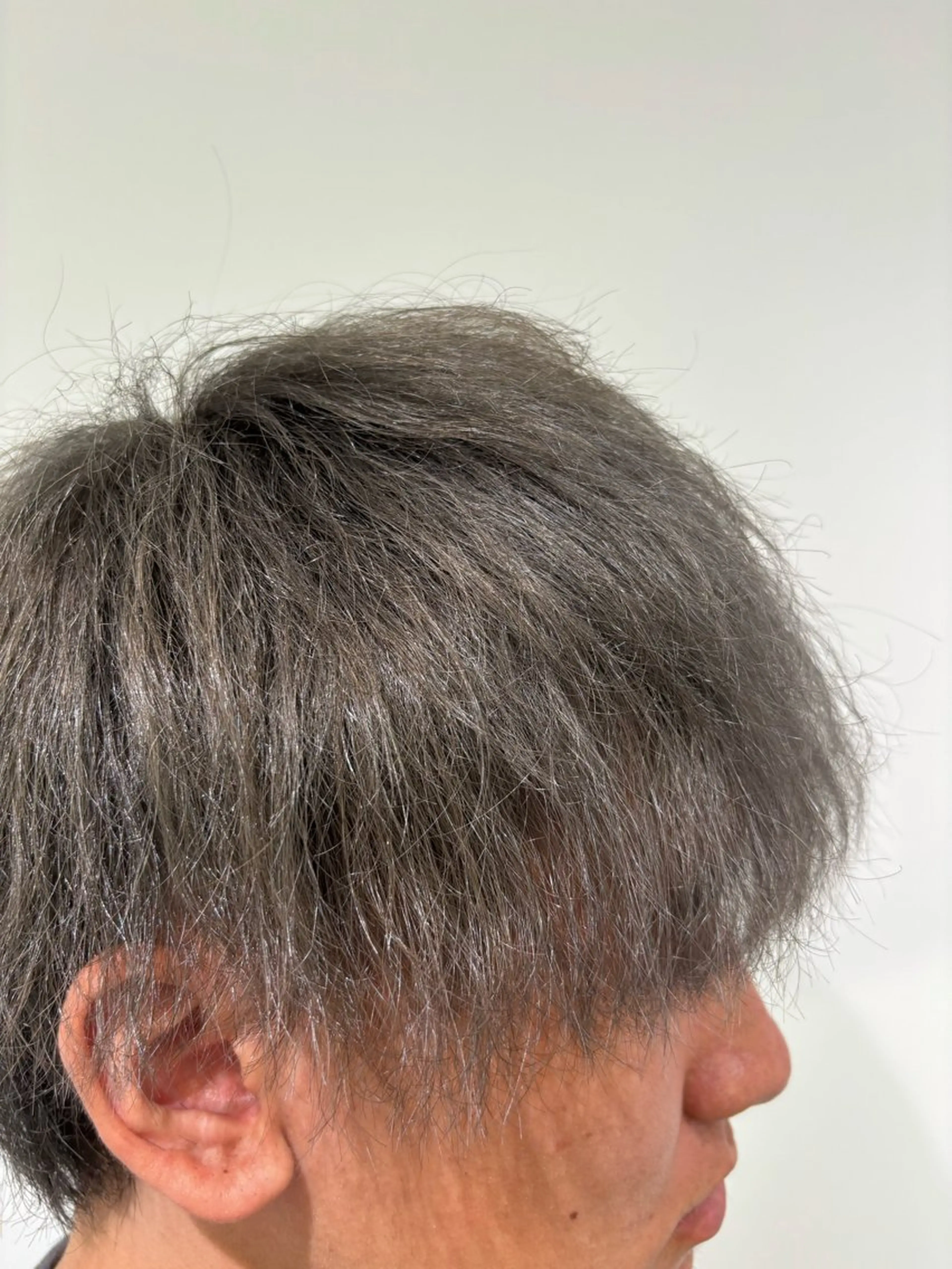 メンズ メンズブリーチ リバティーシェアバーバー銀座2nd所属・大泉 智のヘアスタイル