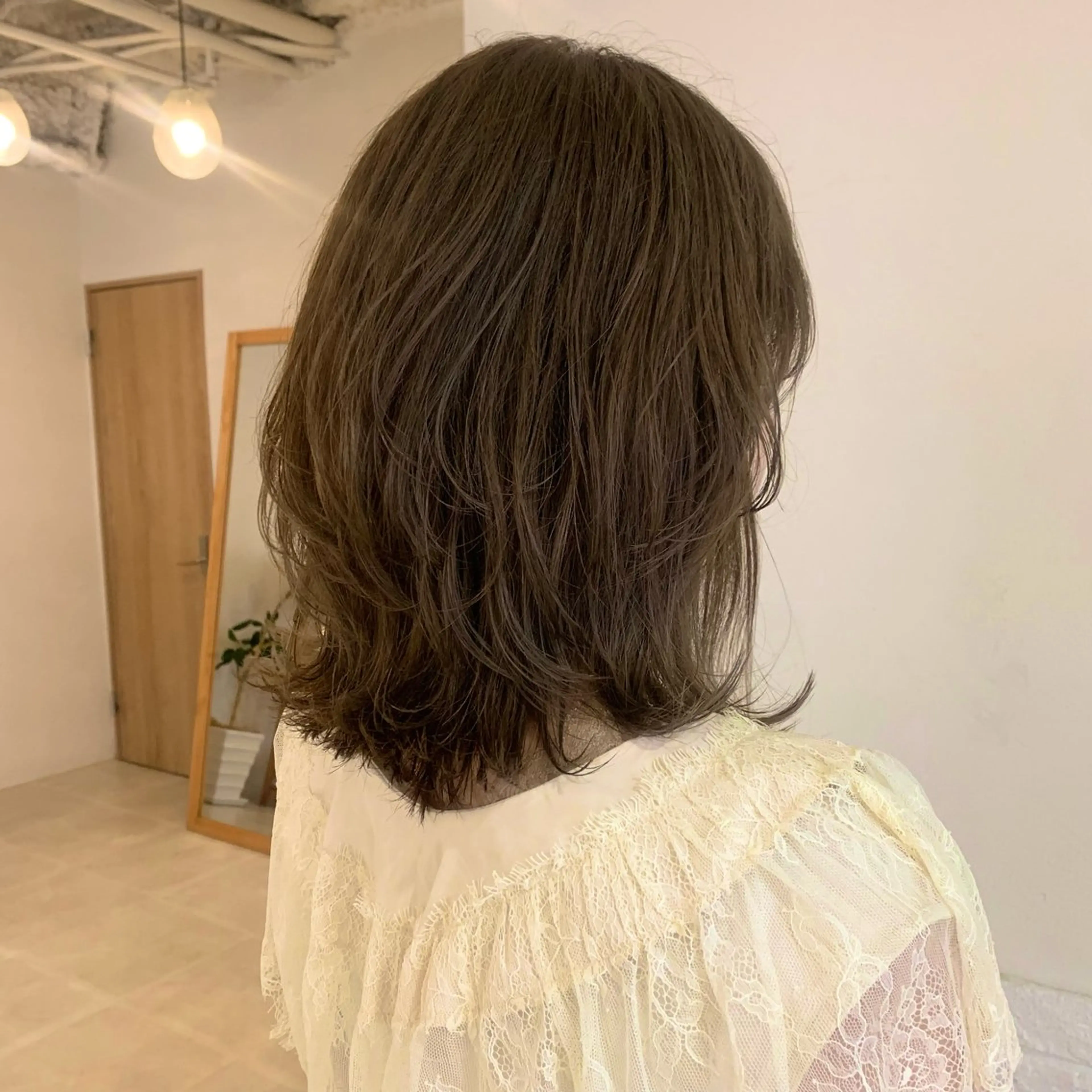 ミディアム カラー カット ヘアカラー トリートメント 🩰淡色系カラー／ 南ゆかり（女性のみ）のヘアスタイル