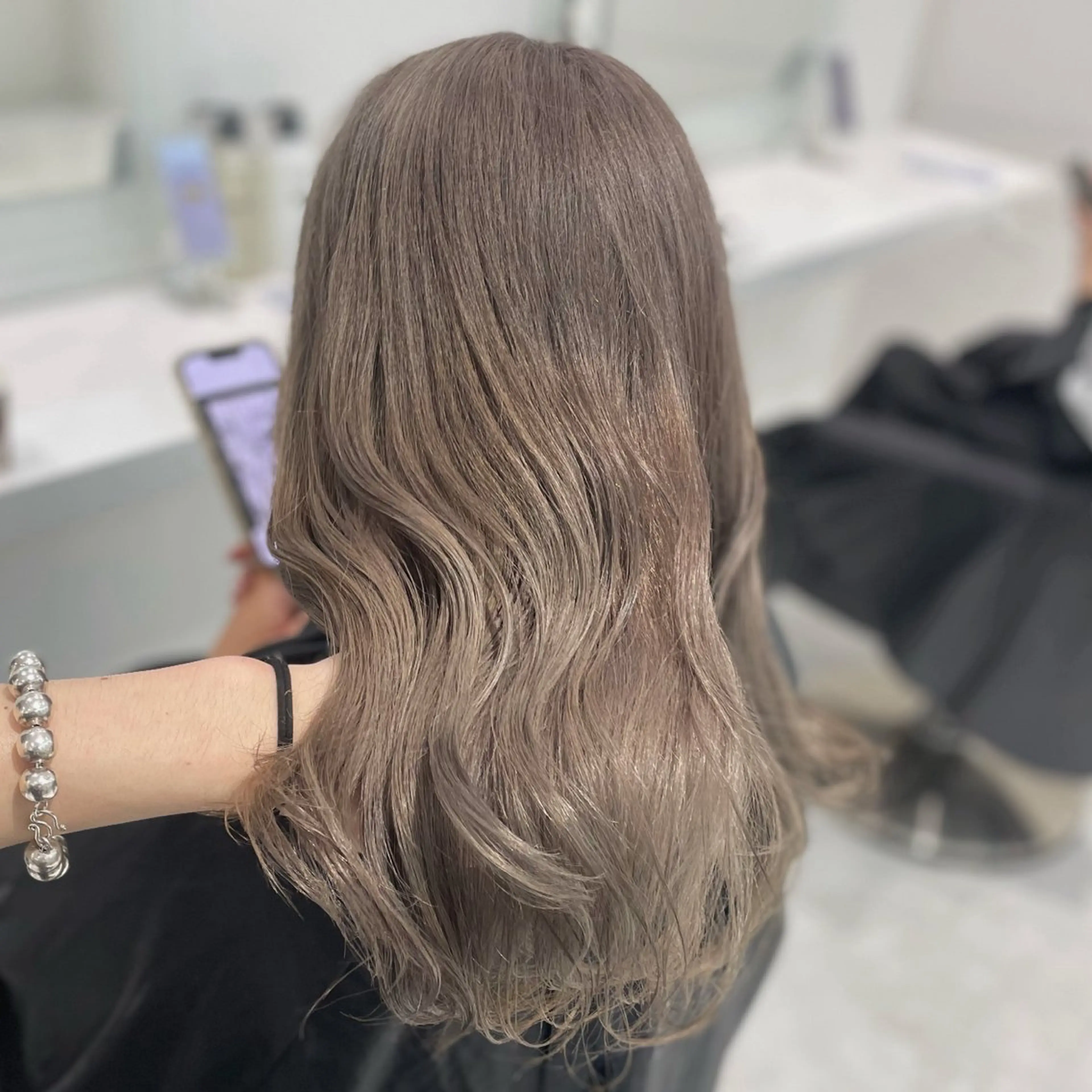 セミロング カラー 🌿透明感赤み消し Keishin🌿のヘアスタイル