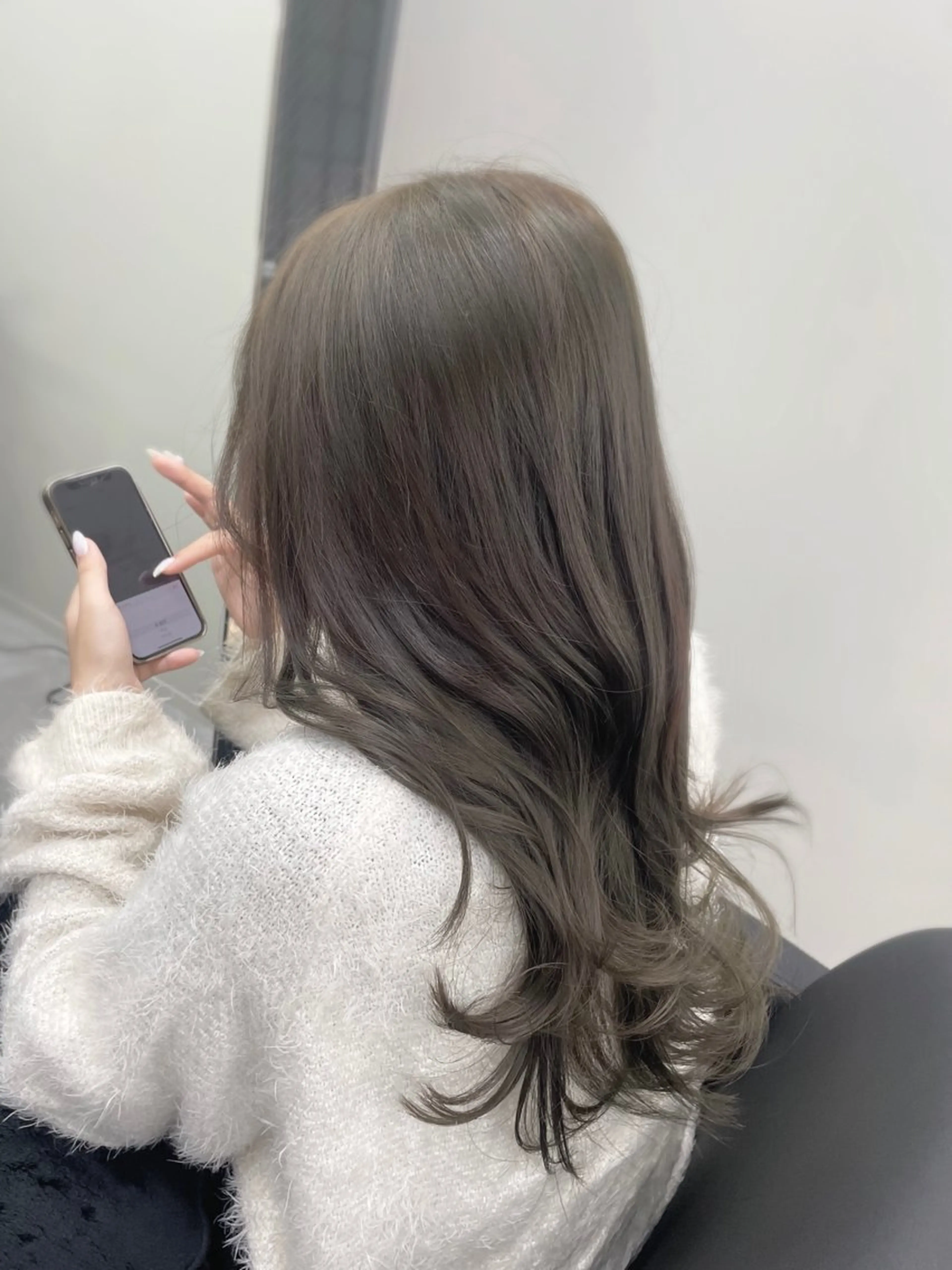 ロング カラー カット ヘアカラー トリートメント 髪質改善/赤み消し ブリーチなし心斎橋のヘアスタイル
