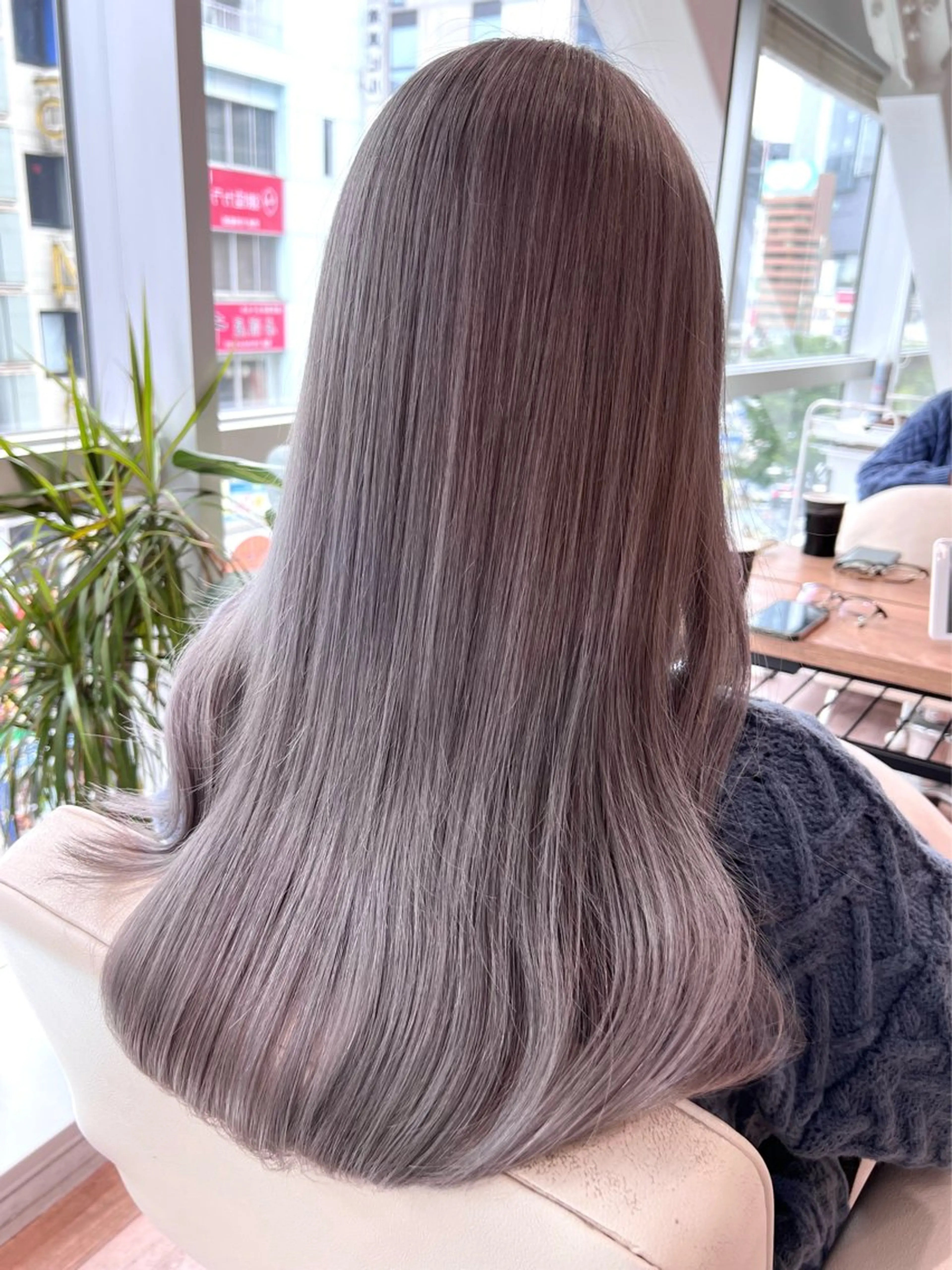 ロング 💛NOZOMI💛 ハイトーンカラーのヘアスタイル