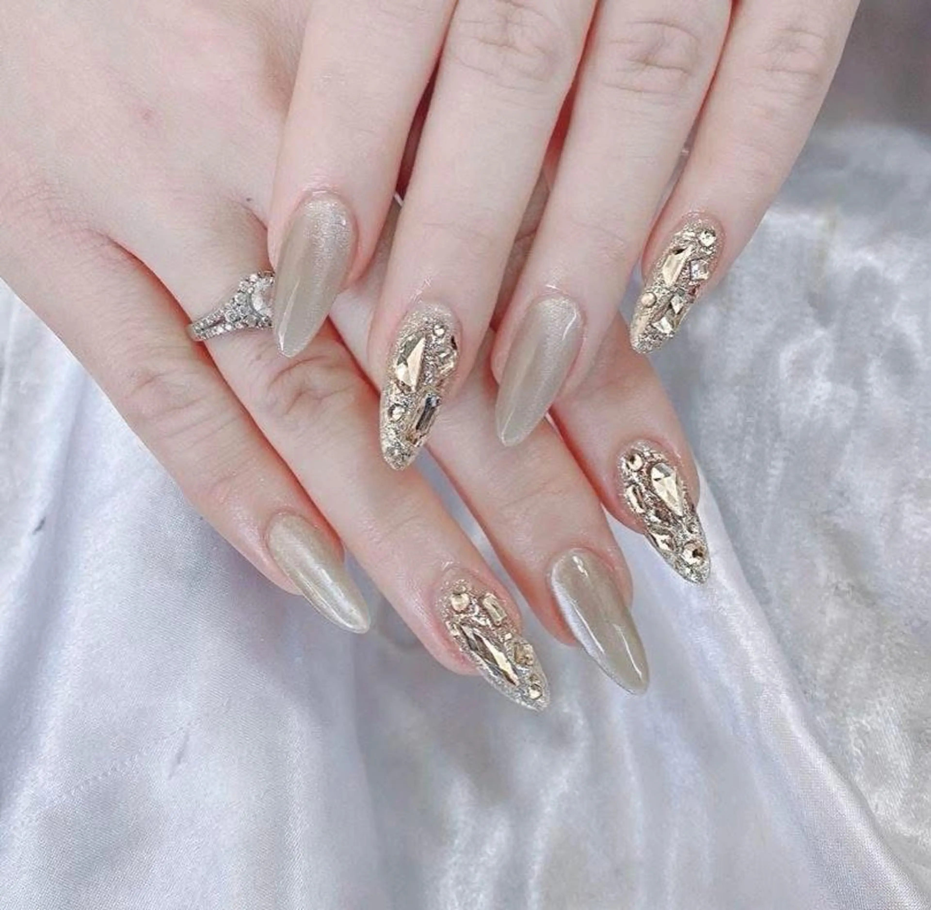 ネイル フットネイル ヒナネイルサロン所属・Hina ネイルサロンのネイルデザイン