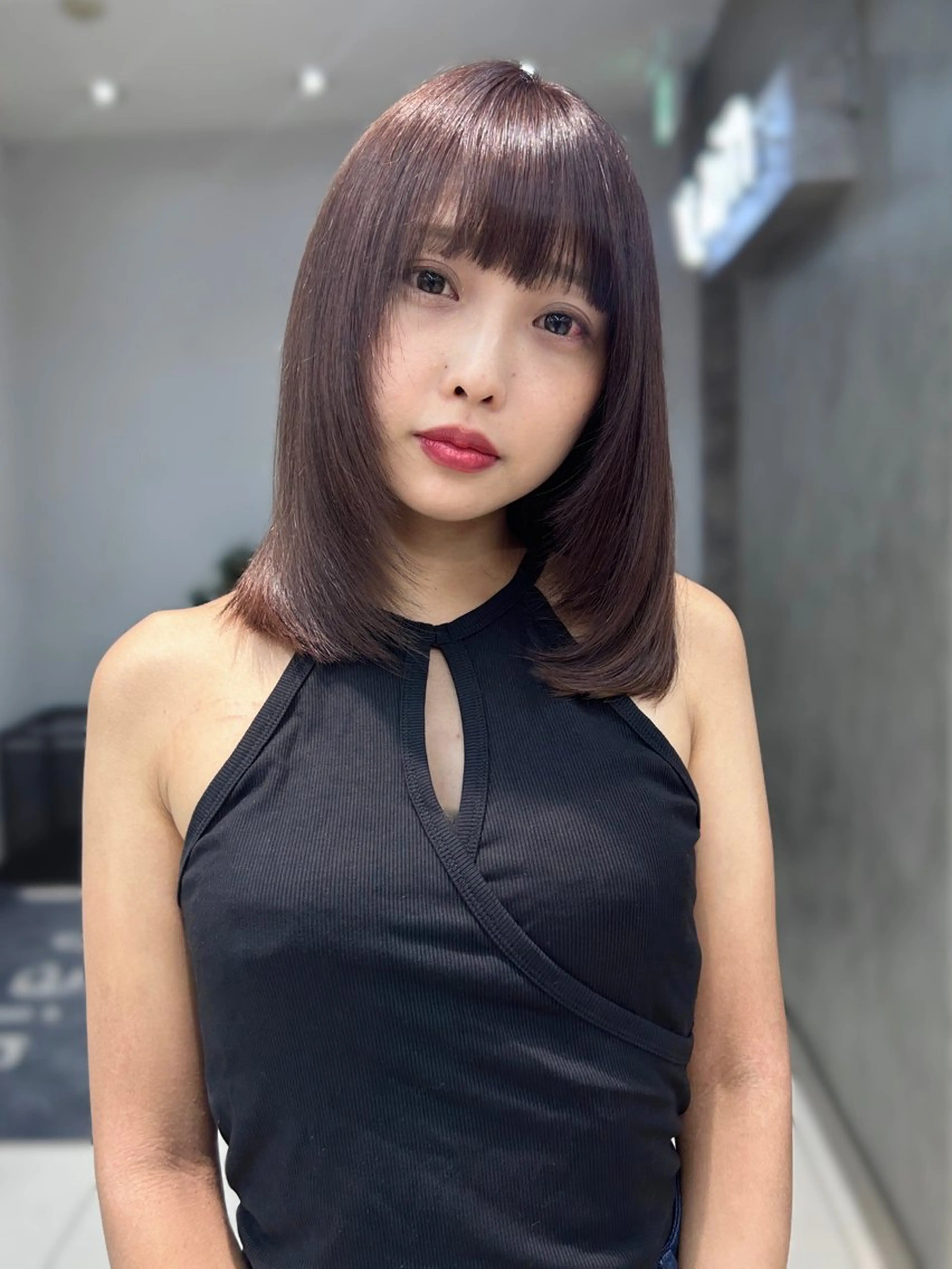 ナチュラルストレート(ミディアム)の写真