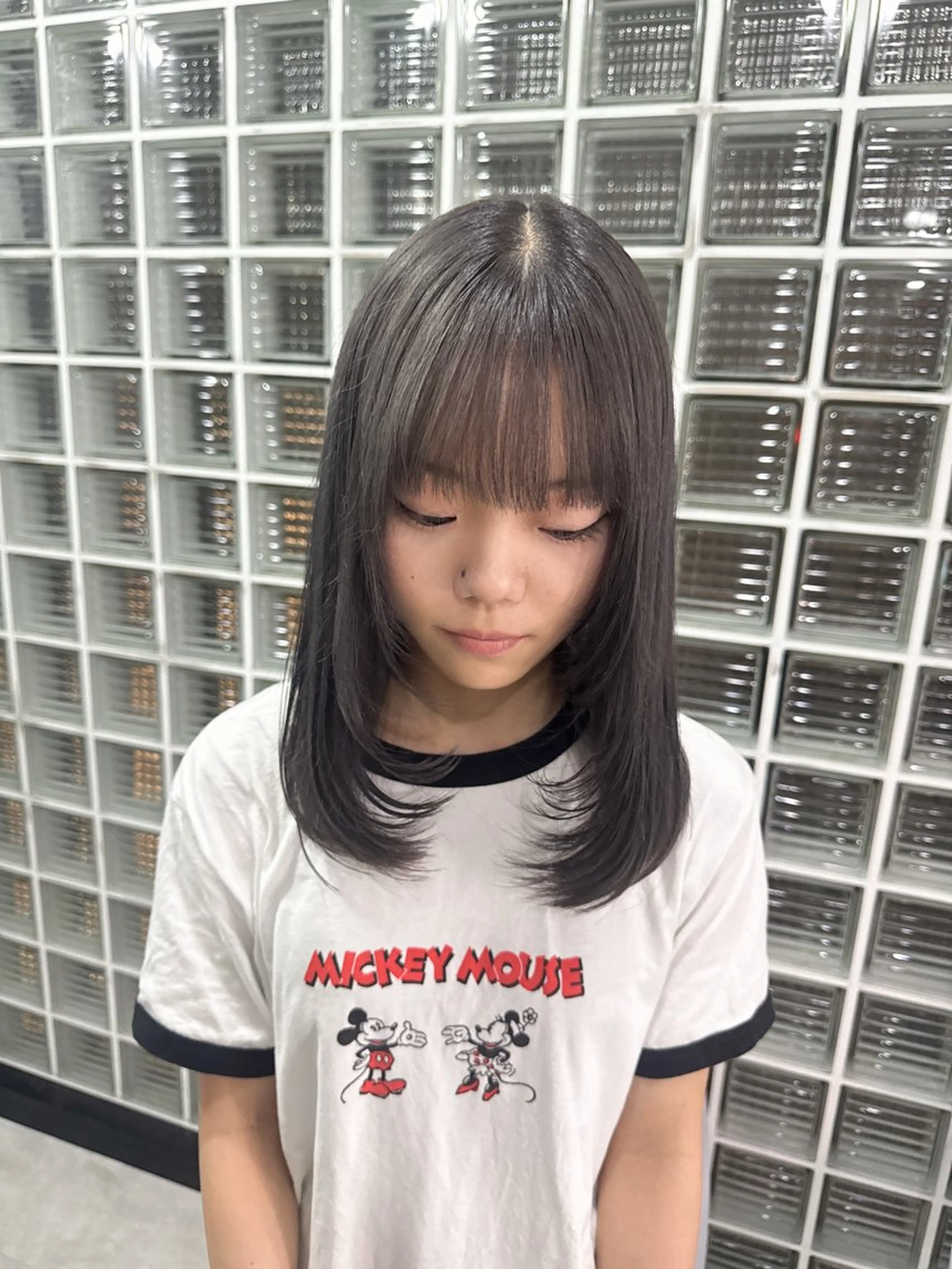 ロング カラー アッシュ アッシュブラウン ベージュカラー 黒髪 ブリーチ ヘアカラー トリートメント 赤み無し柔らかカラー 【梅田】madokaのヘアスタイル