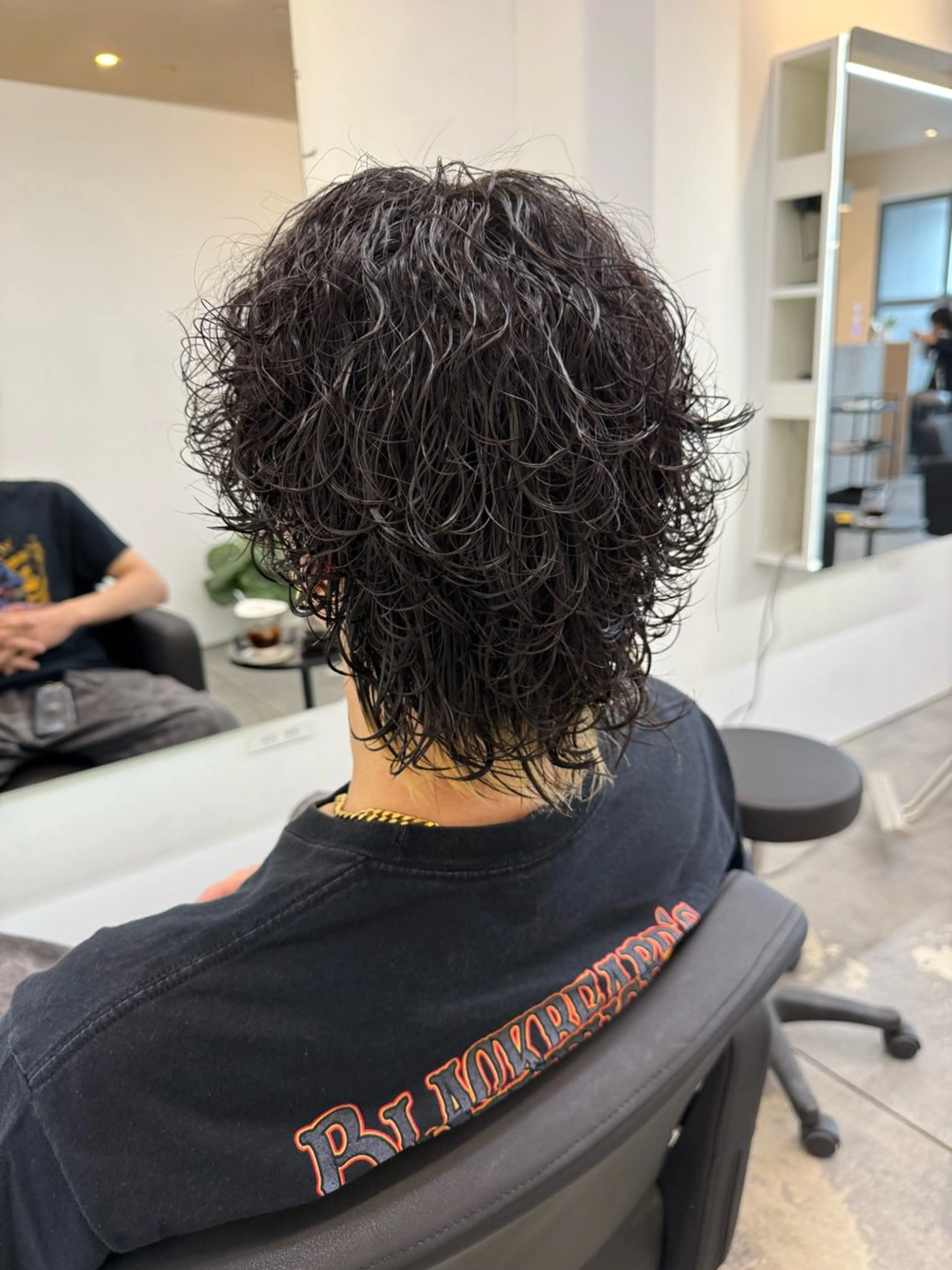 ミディアム ミディアムパーマ ボブ 韓国風ヘア ウルフカット 古賀 雄大のヘアスタイル