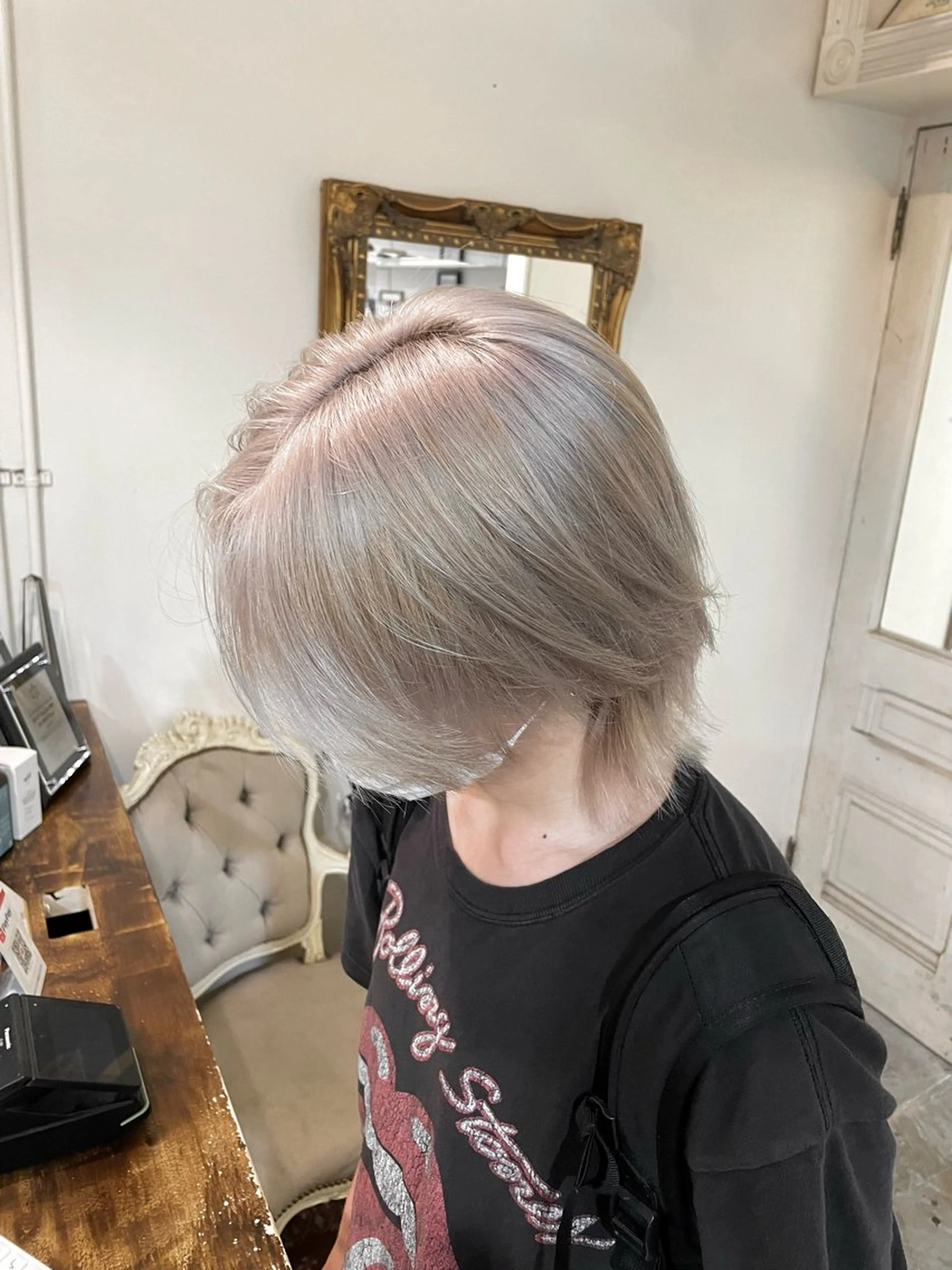 ショート カラー ヘアアレンジ ベージュカラー ホワイトベージュ ヘアカラー トリートメント ヘアセット ☀️カトウ ケイゴ☀️のヘアスタイル