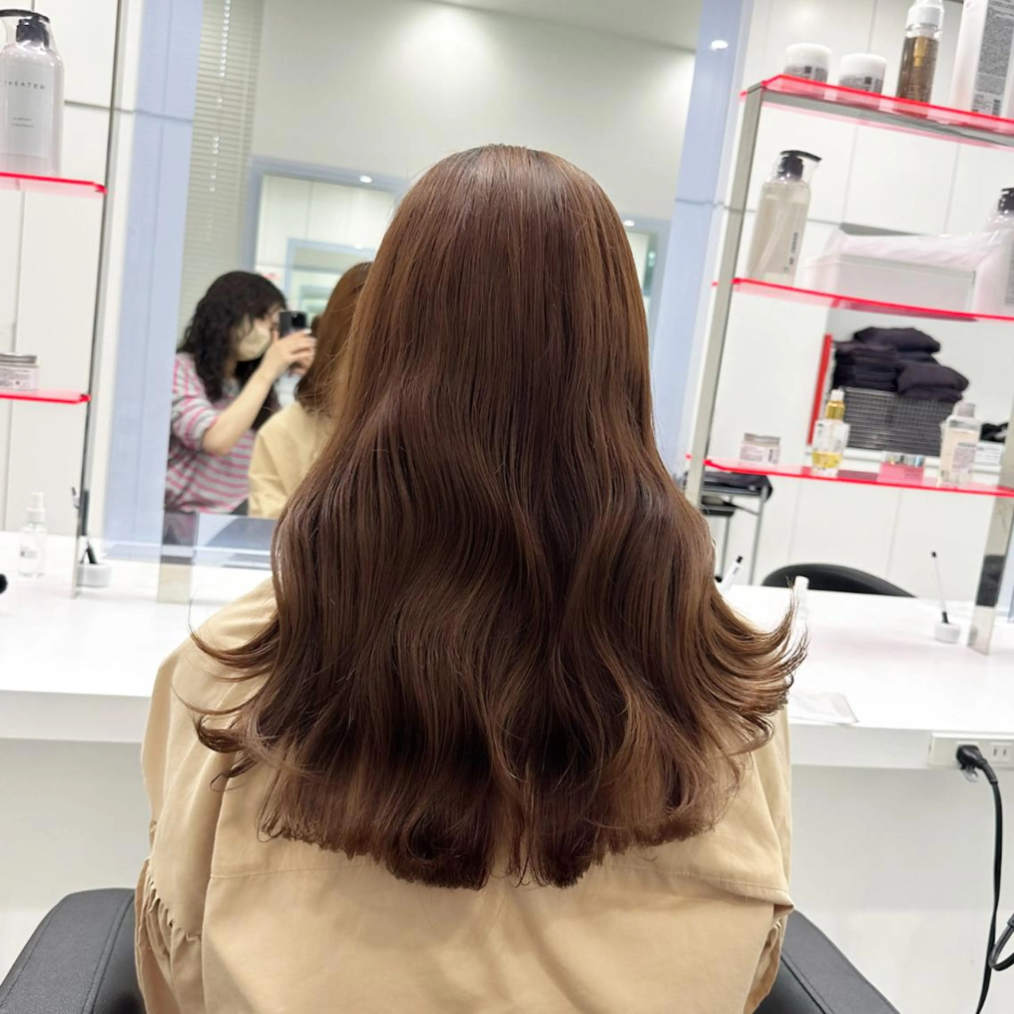 ロング チョコレートブラウン ピンクブラウン ピンクラベンダー 顔周りカット 髪質改善 ヘアカラー トリートメント ヘッドスパ 🤎MISAKI 艶髪モテカラー🤎のヘアスタイル