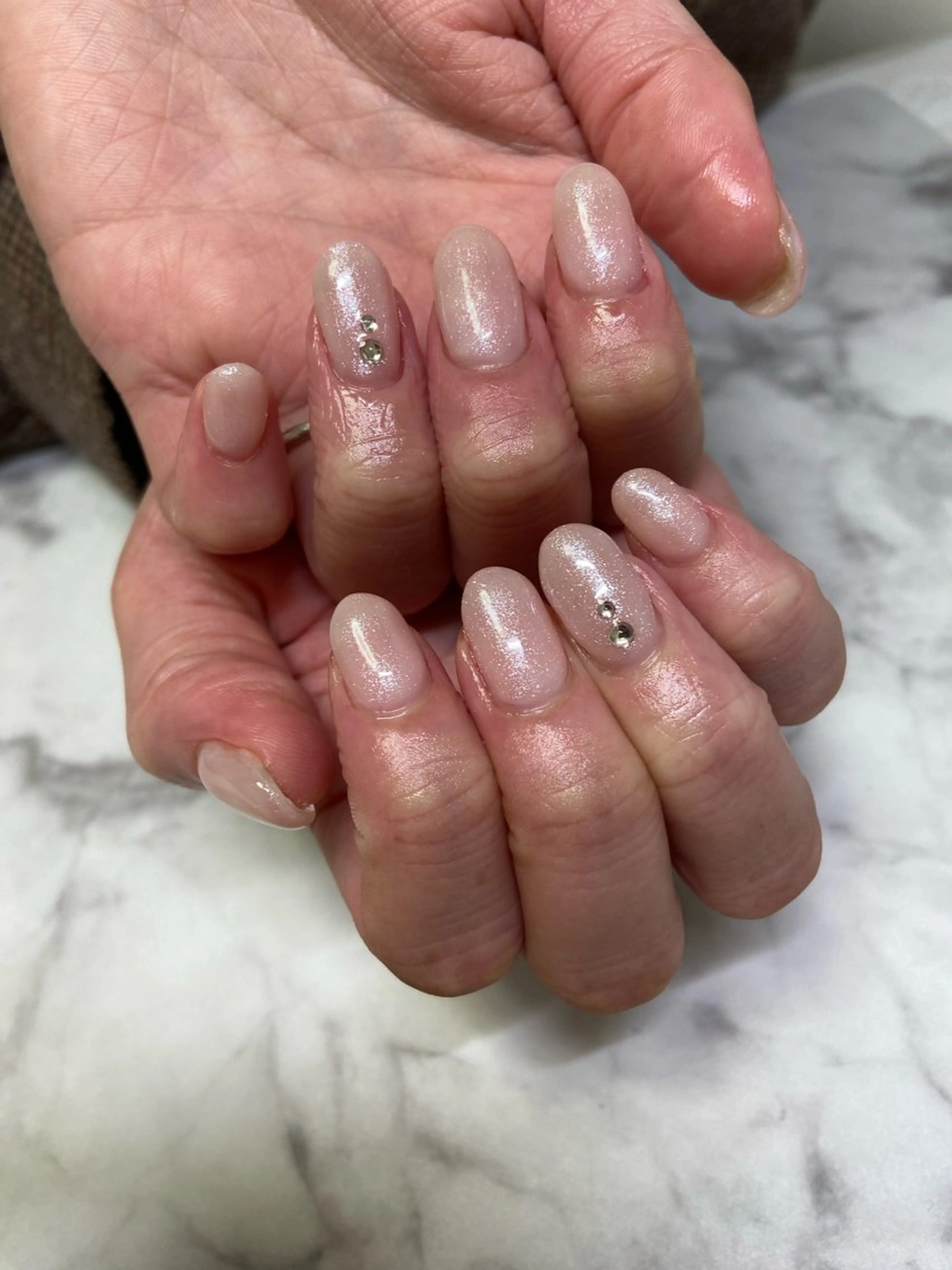 ネイル ストーンネイル ハンドネイル Eri nail所属・nail salon -TOIRO-のネイルデザイン