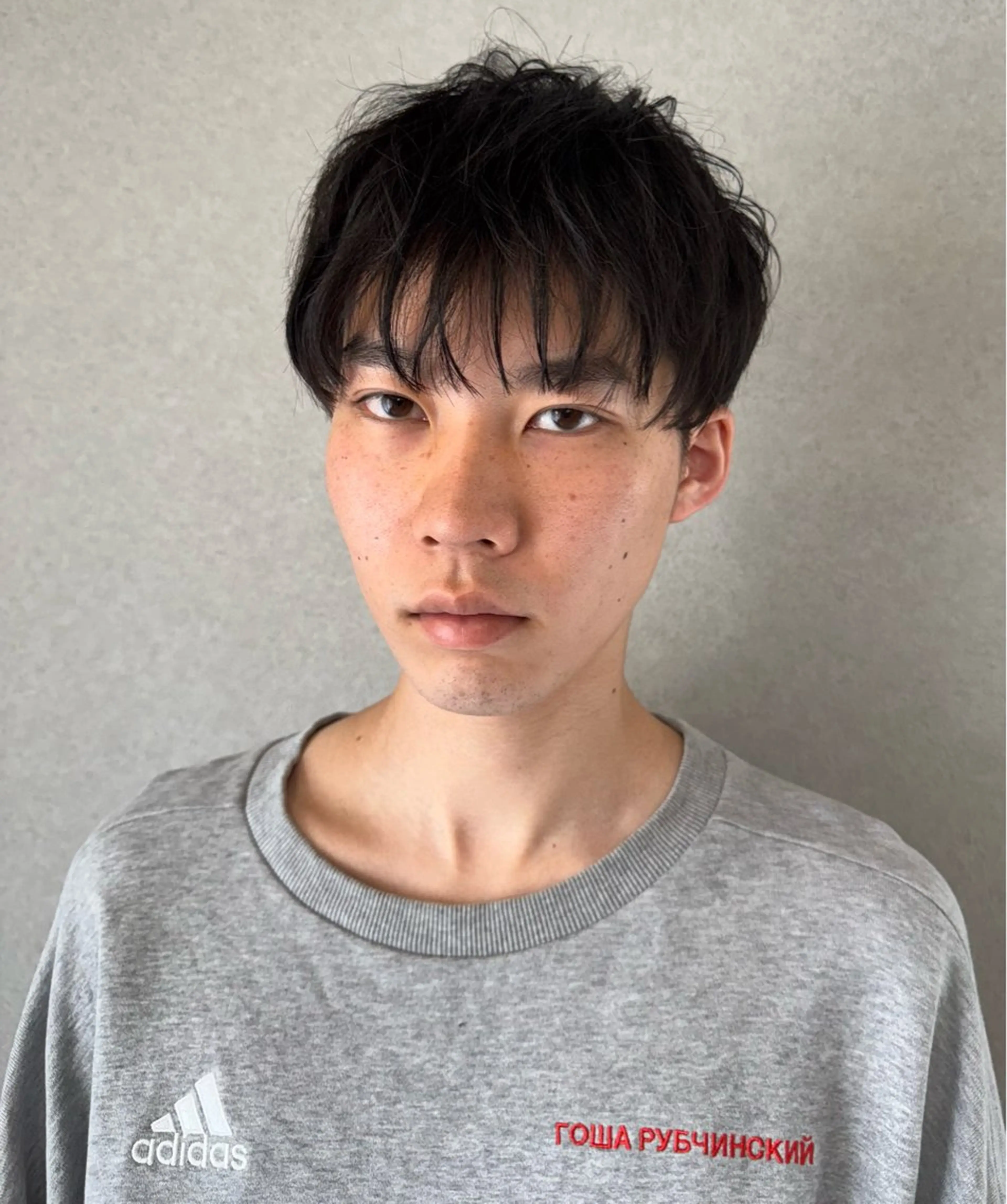 ミディアム パーマ メンズ マッシュ レイヤーカット カット パーマ トリートメント 加納 慶治郎のヘアスタイル