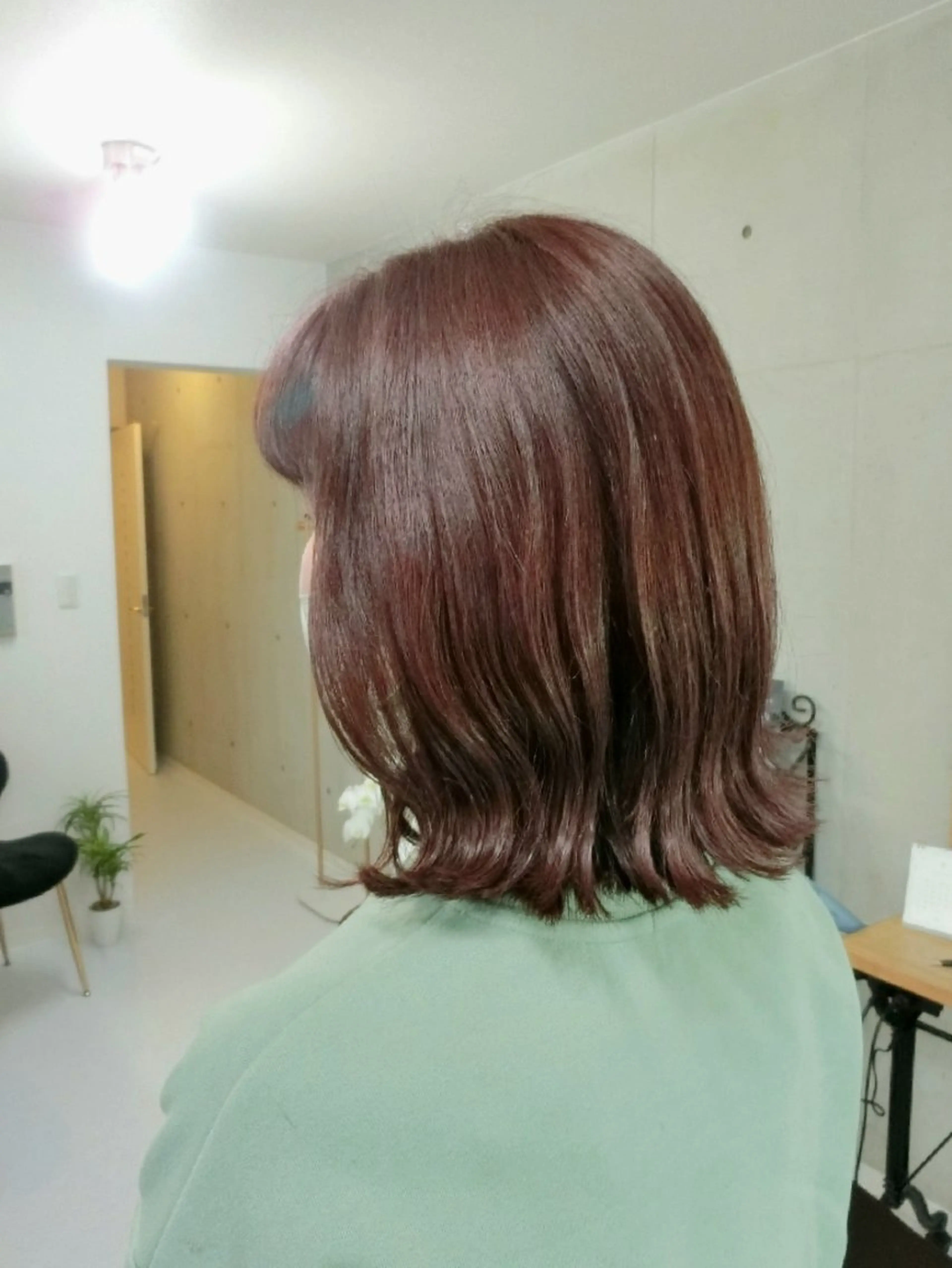 ミディアム カラー ベージュカラー ラベンダーカラー ラベンダーベージュ カット ヘアカラー トリートメント ma cherie 三浦直美のヘアスタイル