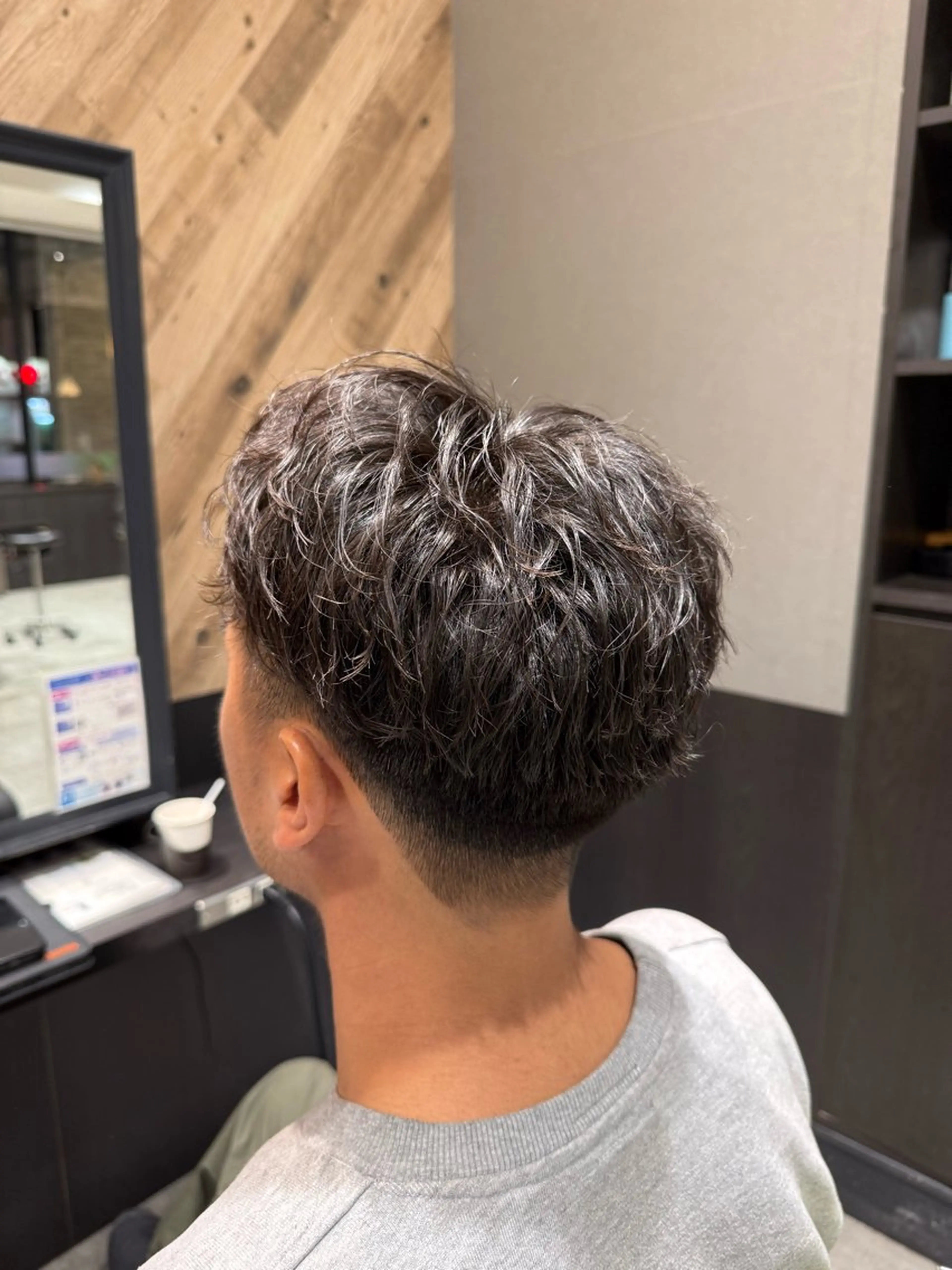 パーマ メンズ センターパート フェザーパーマ メンズ韓国風 メンズパーマ ニュアンスパーマ カット パーマ MEN'S SALON Cyf千葉所属・パーマモデル/曲がる 矯正モデル/募集中のヘアスタイル