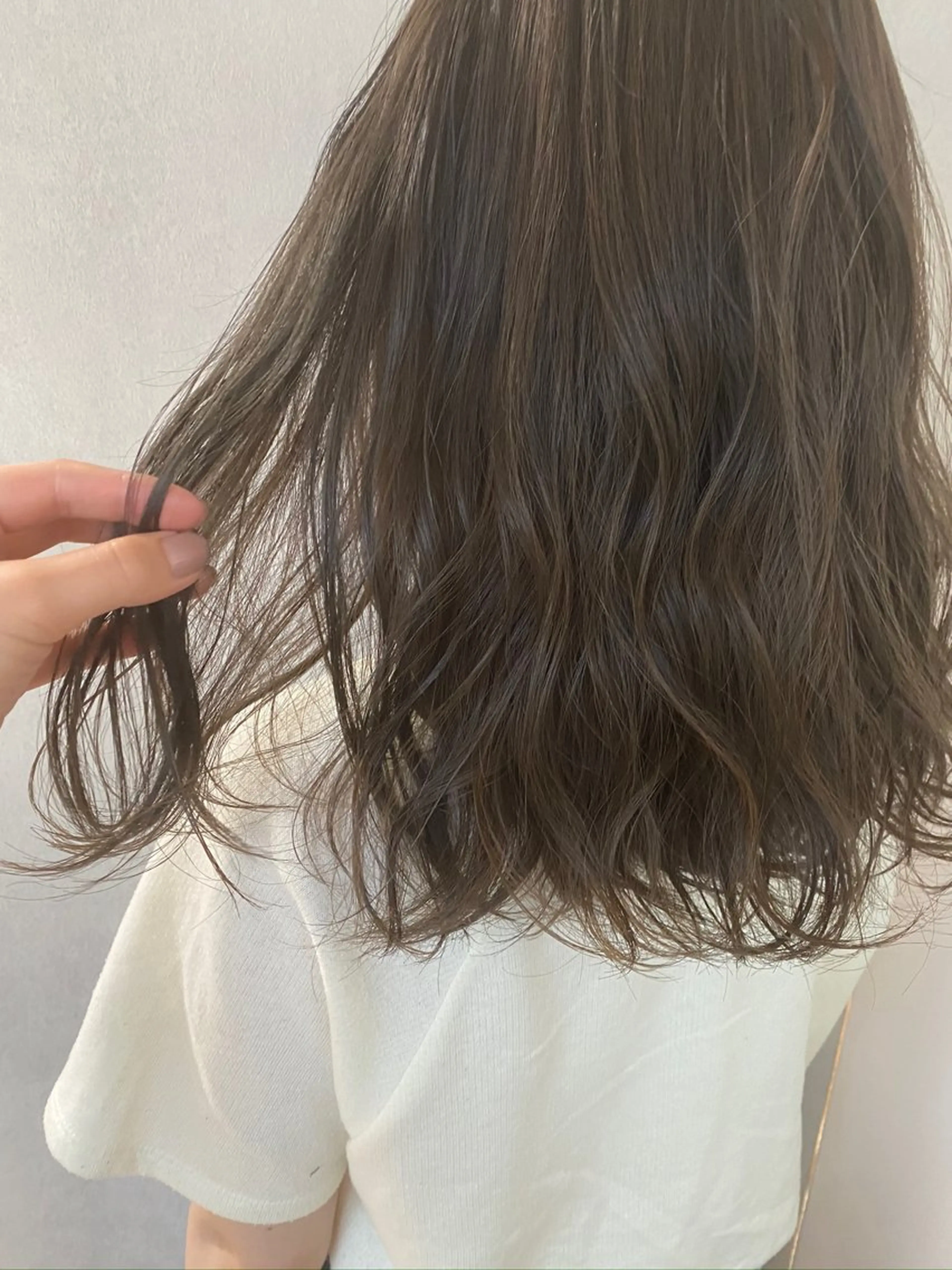 ミディアム カラー カット ヘアカラー トリートメント 透明感カラー/当日予 約OK🤍〔杉野葵〕のヘアスタイル