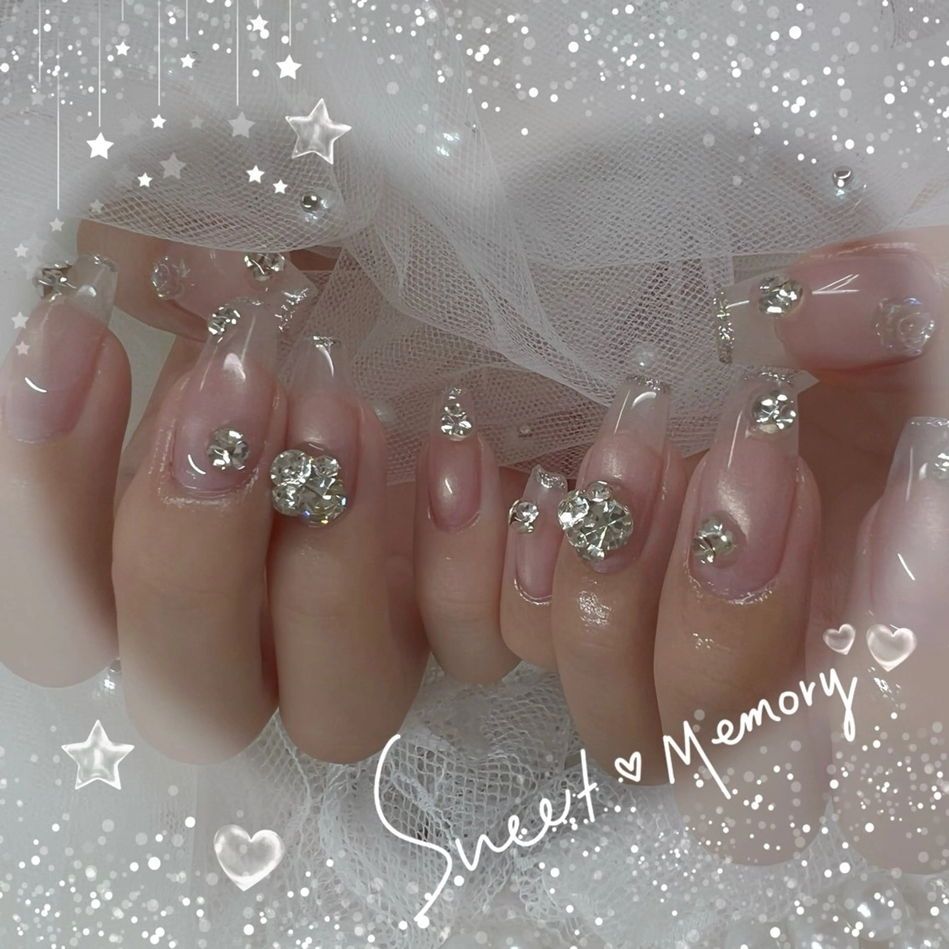 ネイル チークネイル フレンチネイル ガーリー ガラスフレンチ グラデーション ハンドネイル Chill Nailsalonのネイルデザイン