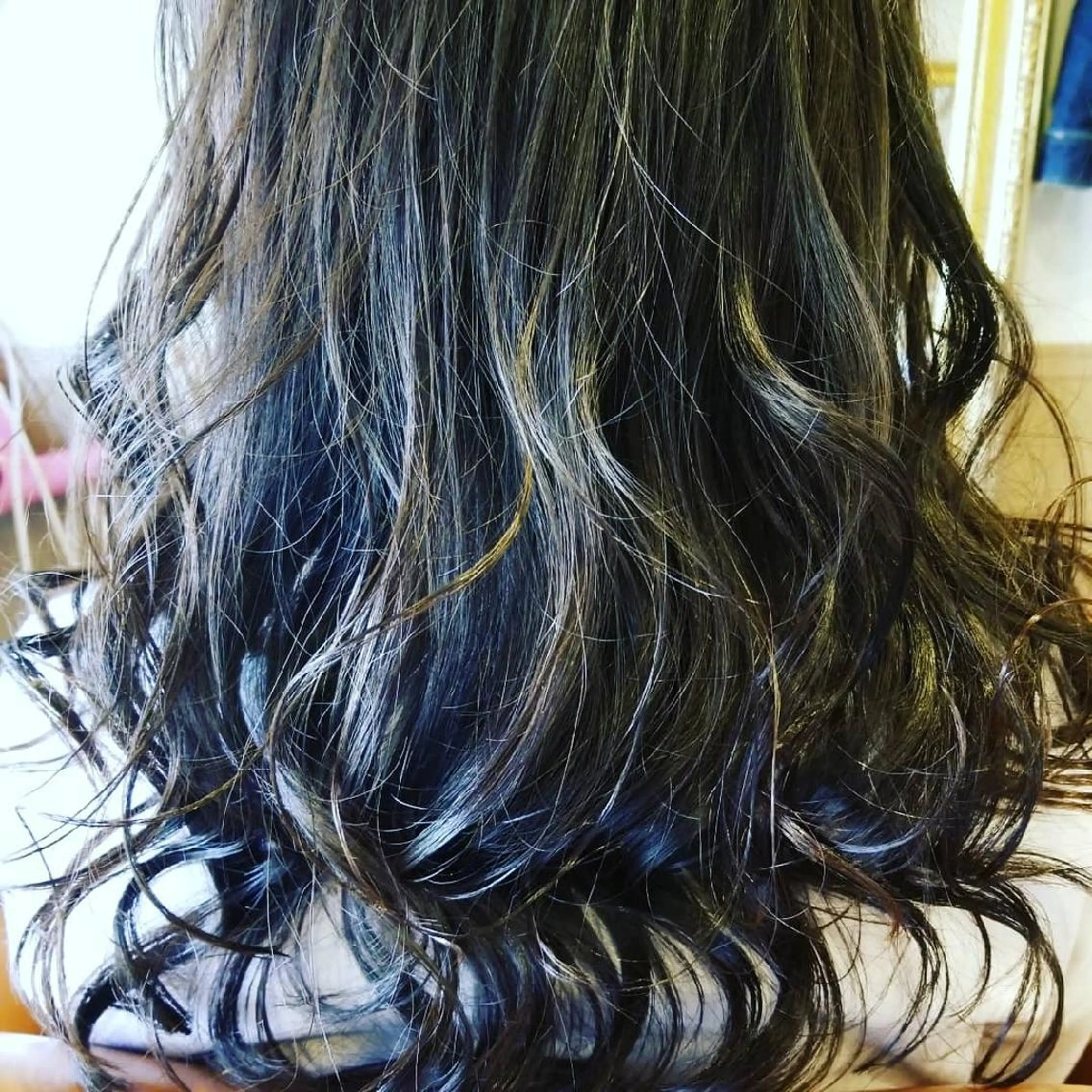 ロング カラー アディクシーカラー バレイヤージュ イルミナカラー 外国人風カラー レイヤーカット spa hair  ark 富井直美のヘアスタイル