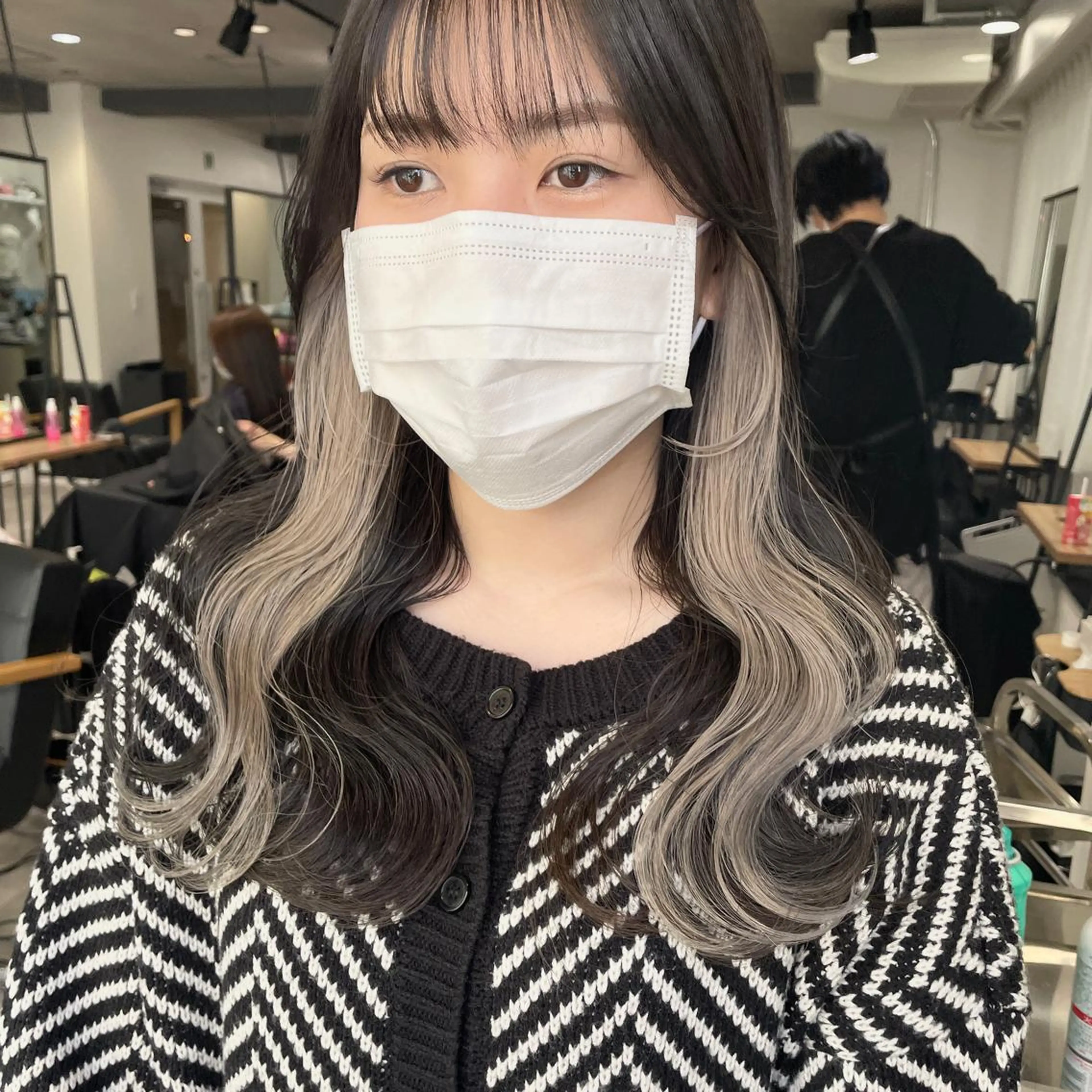 ミディアム カラー ハイトーンイヤリング カラー清水隆央のヘアスタイル