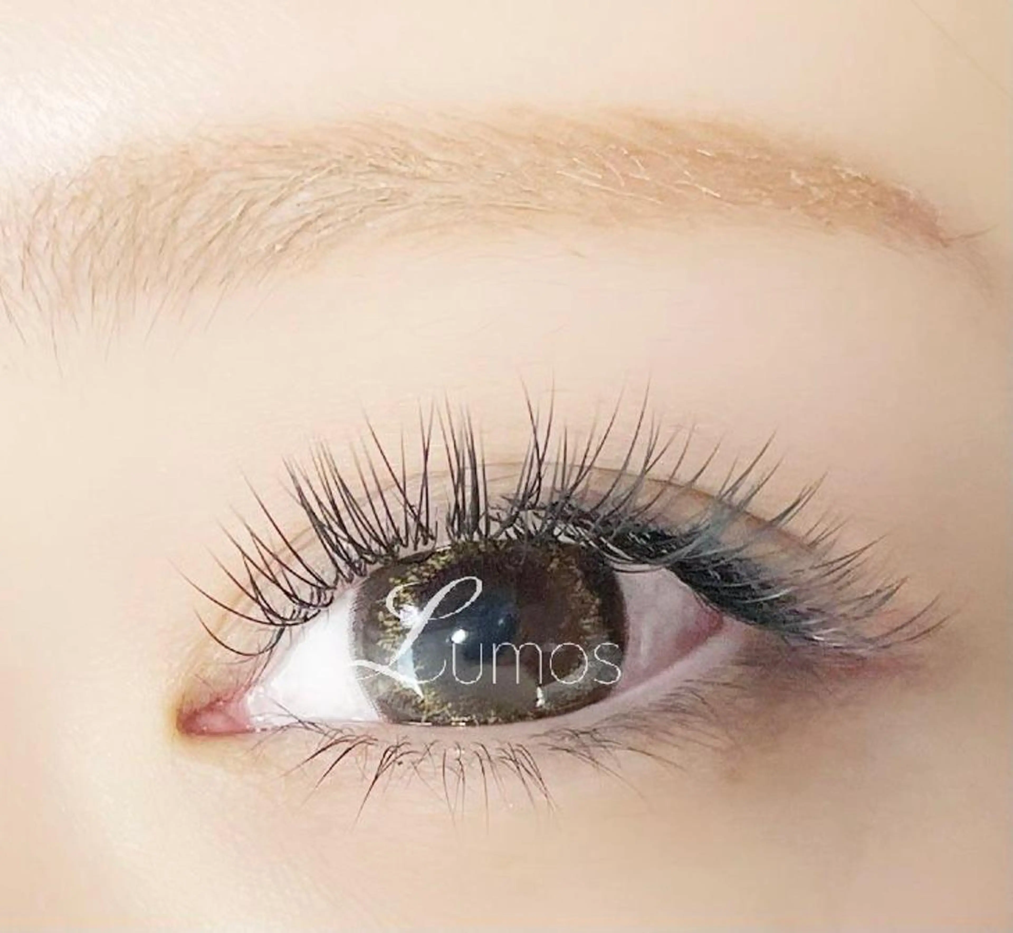 マツエク・マツパ フラットラッシュ マツエク Lumos nail&eyelash所属・Lumos Ayakaのマツエク・マツパデザイン