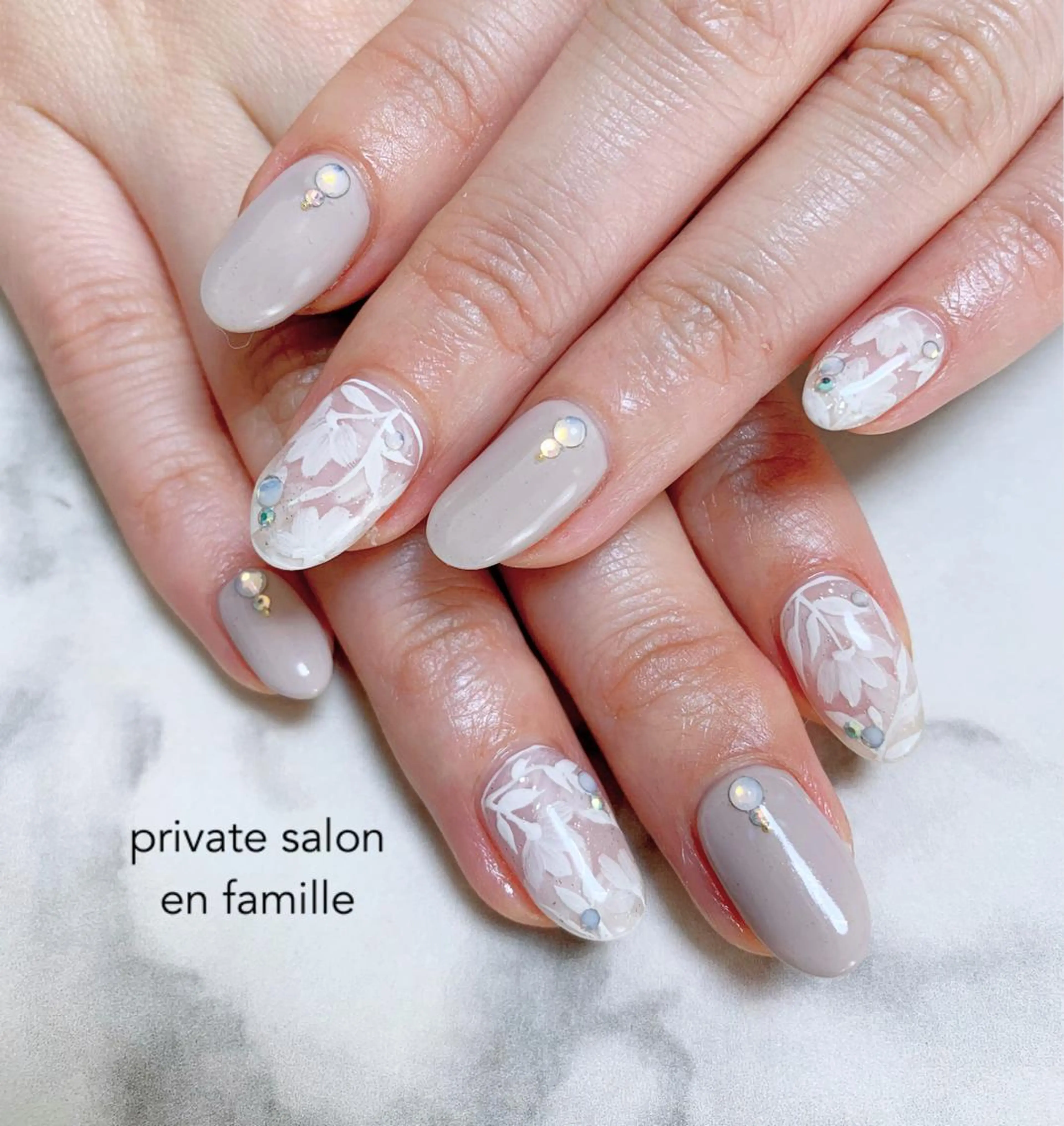 ネイル ハンドネイル nail salon en familleのネイルデザイン