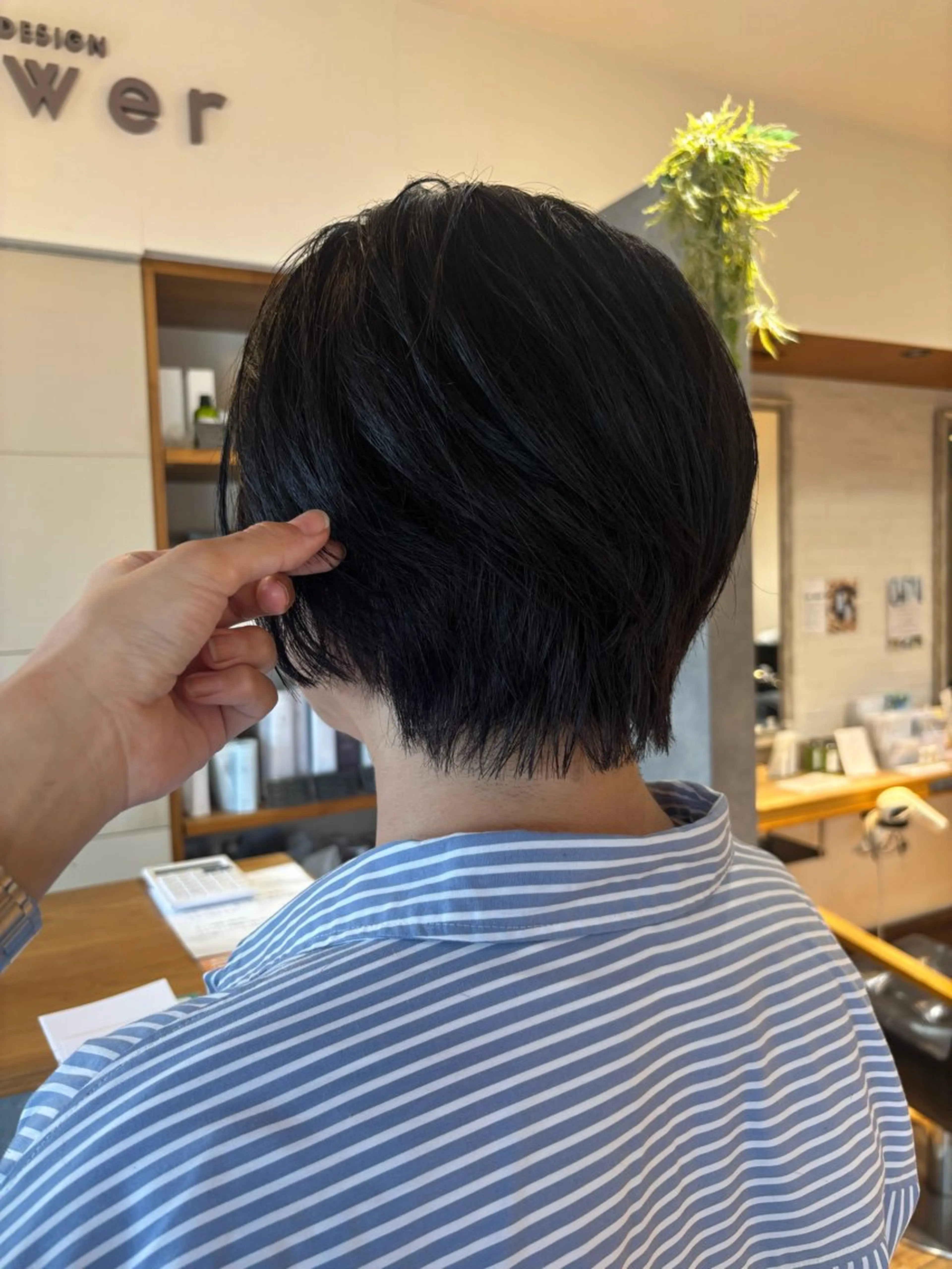 ショート 森本 美咲のヘアスタイル