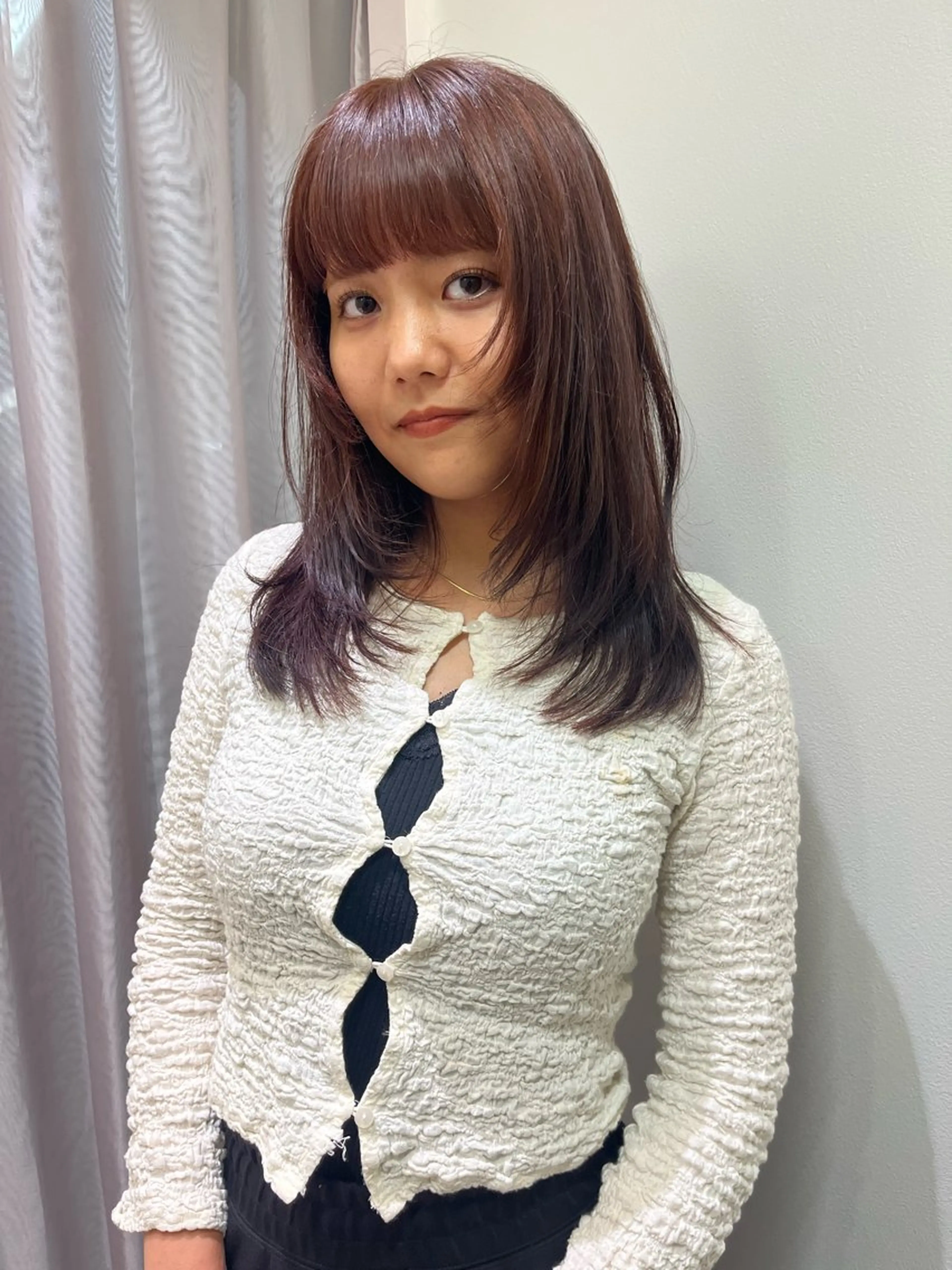 ミディアム カラー 松村 澪里のヘアスタイル