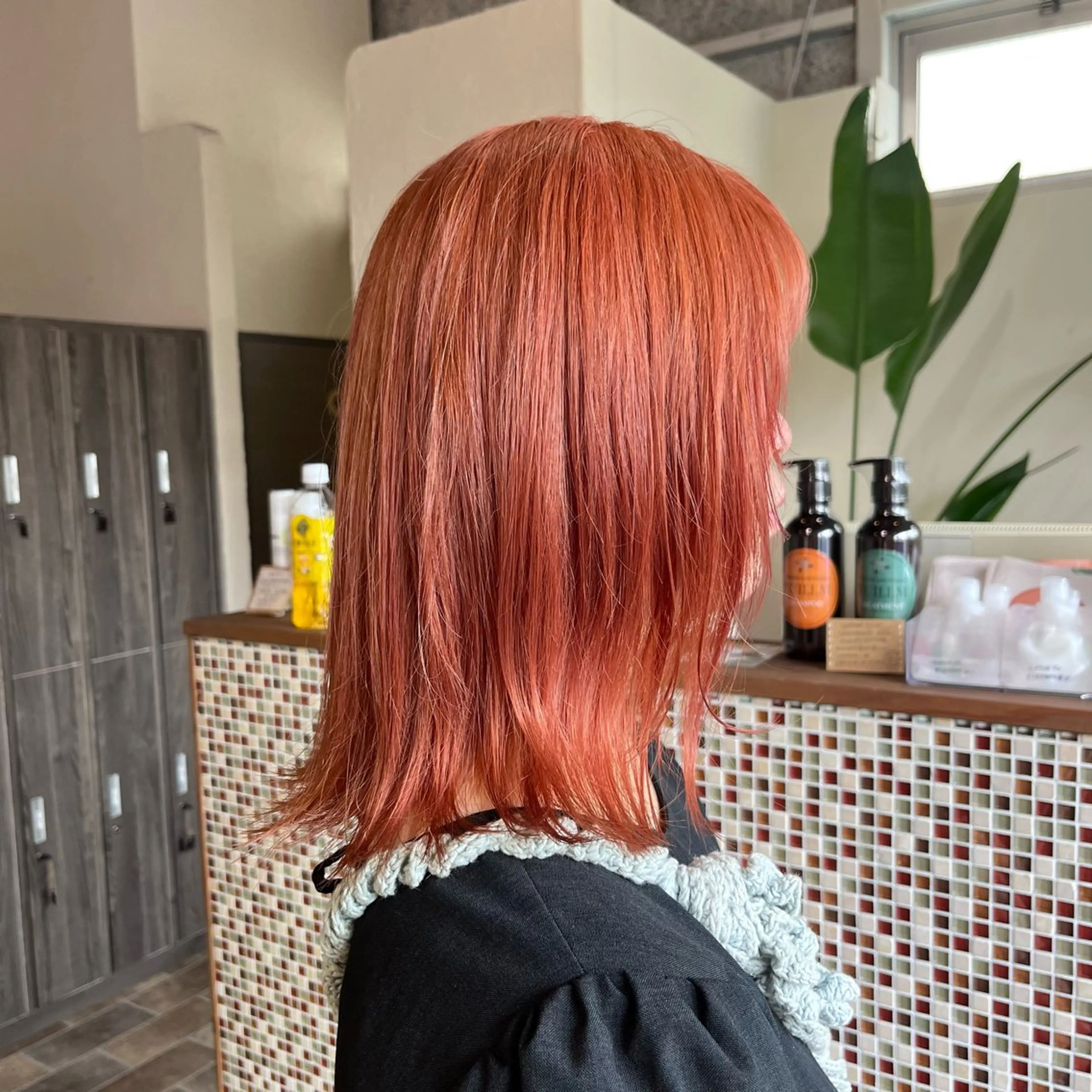 ミディアム カラー ブリーチ 中村 友香のヘアスタイル