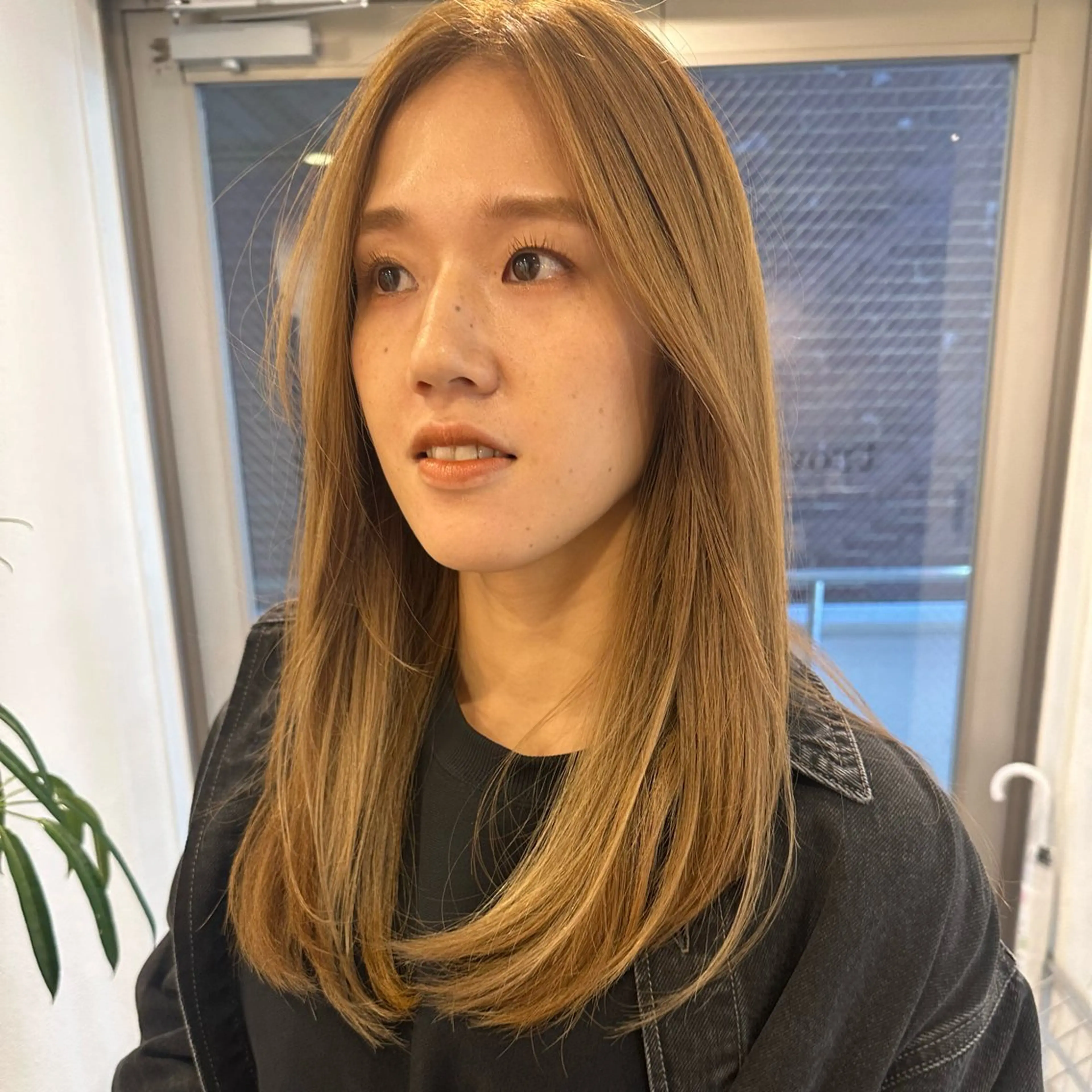ロング カラー ハイライトカラー ハイライト lelu所属・lelu / 佐々木のヘアスタイル
