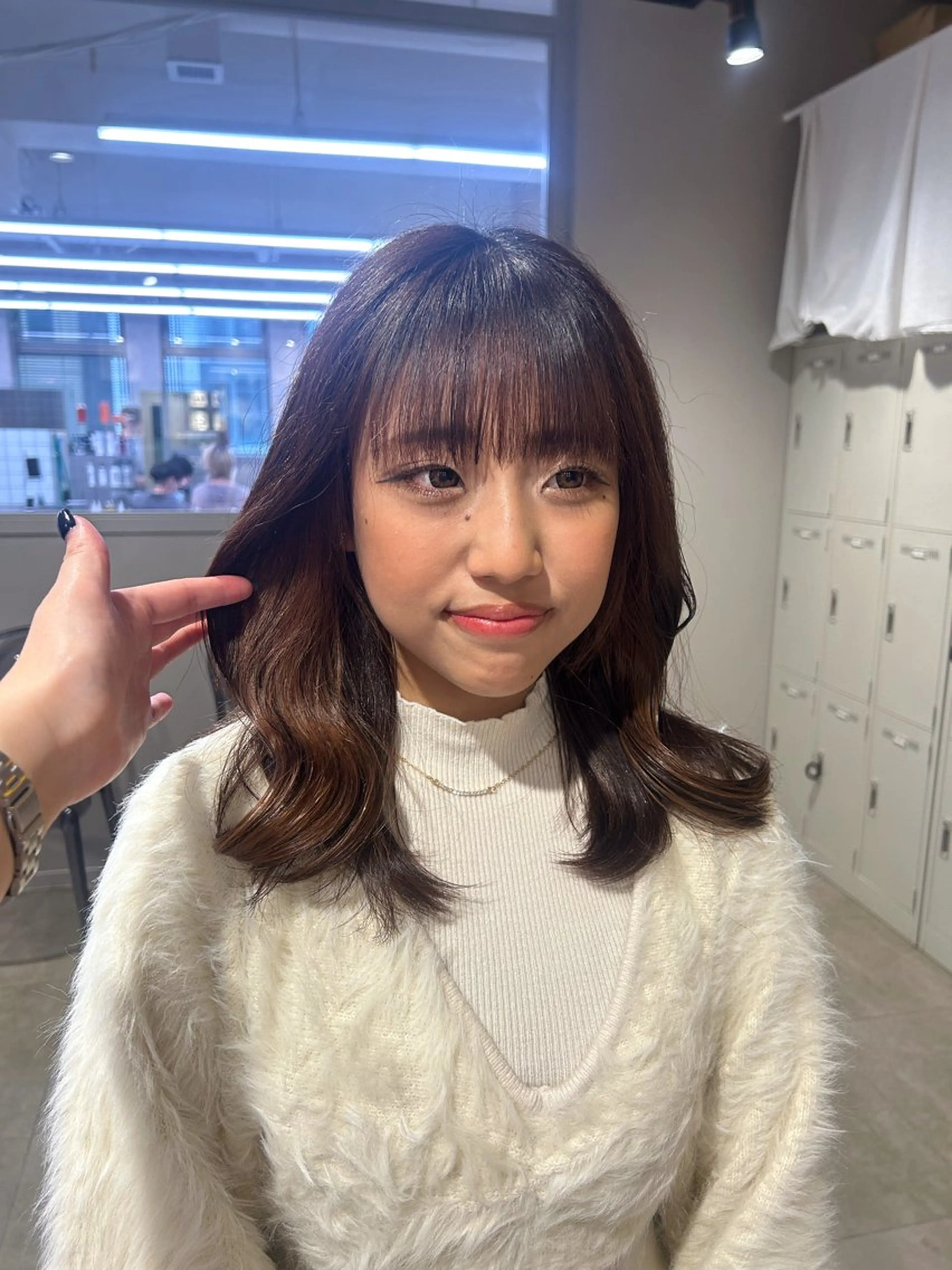 カラー ベージュ／ピンク【く すみカラー】レイヤーのヘアスタイル
