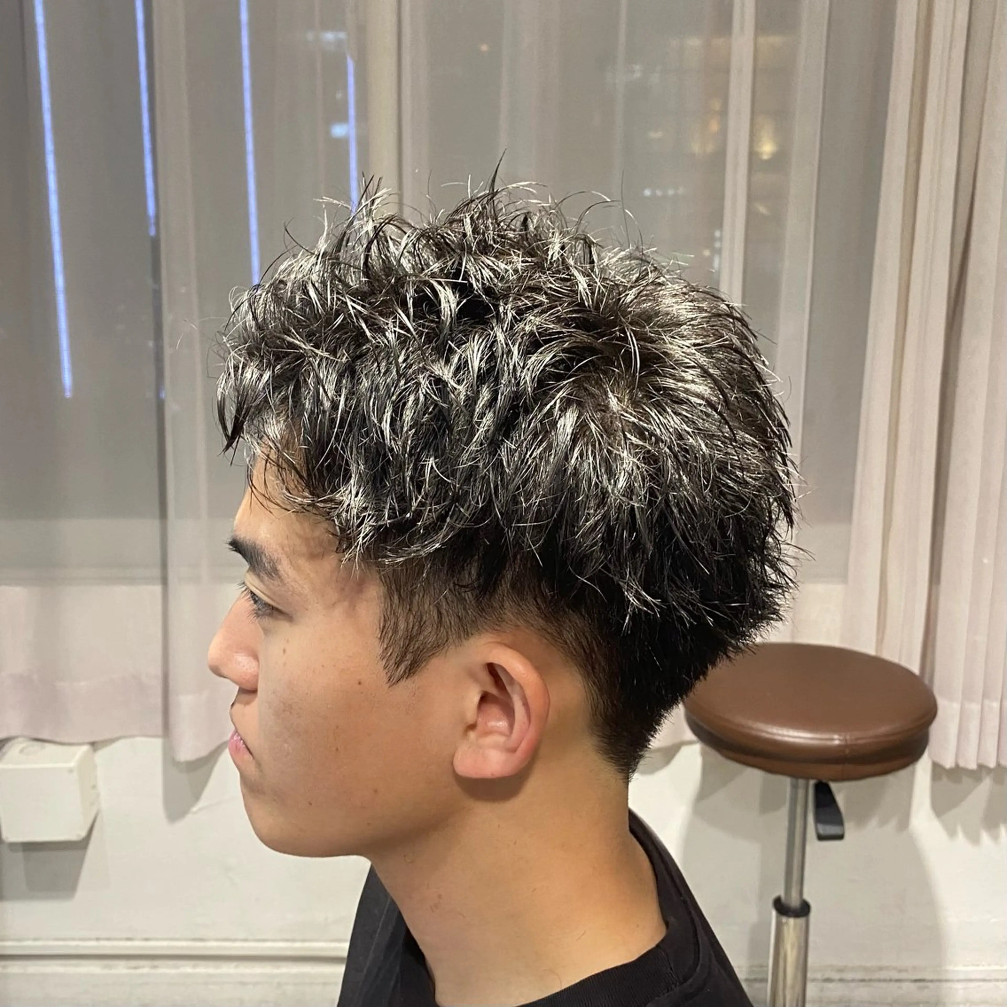 ショート メンズ カット 江﨑 翔のヘアスタイル