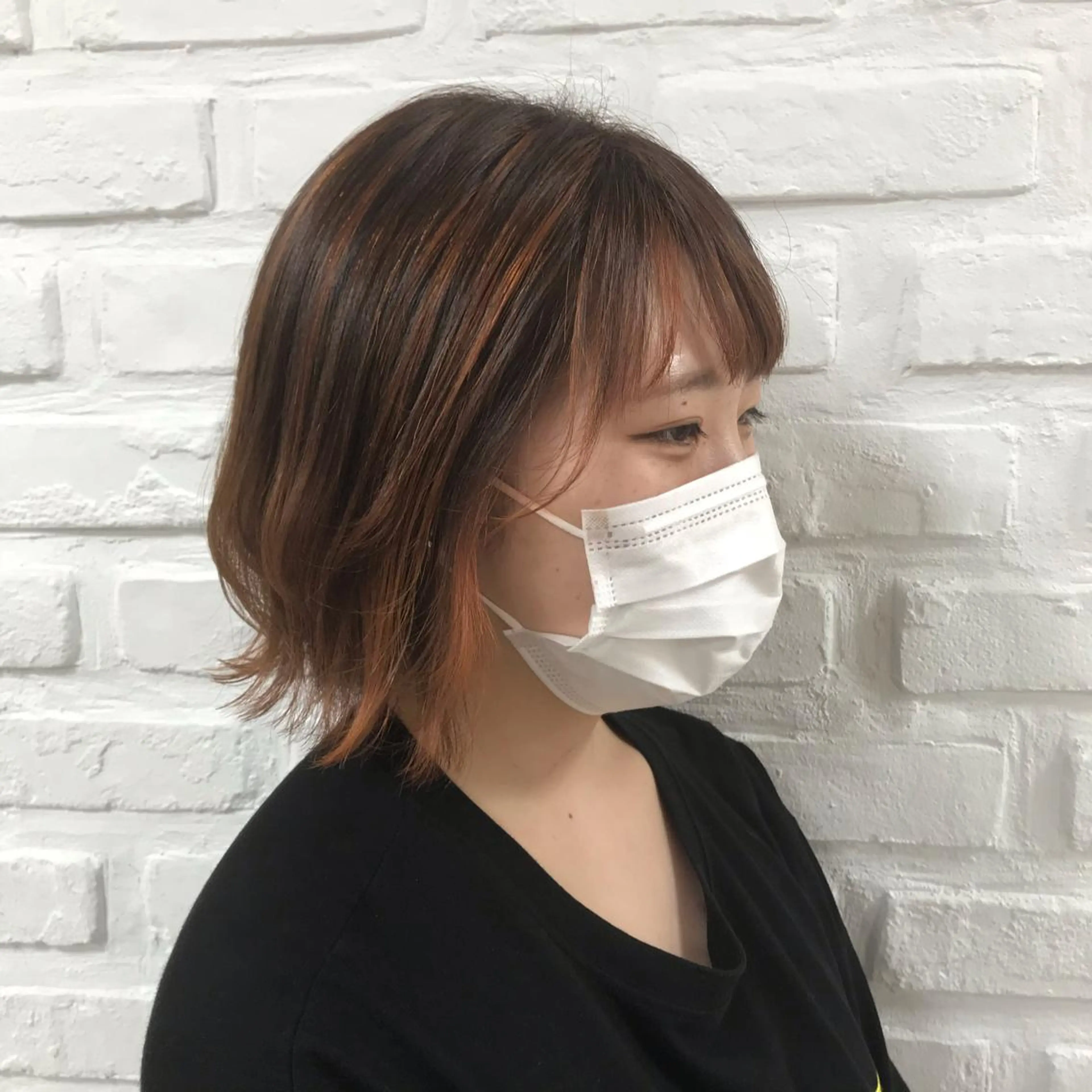 ミディアム カラー ハイライトカラー オレンジ ハイライト カット ヘアカラー トリートメント 暖色カラー🌹 中山由梨のヘアスタイル