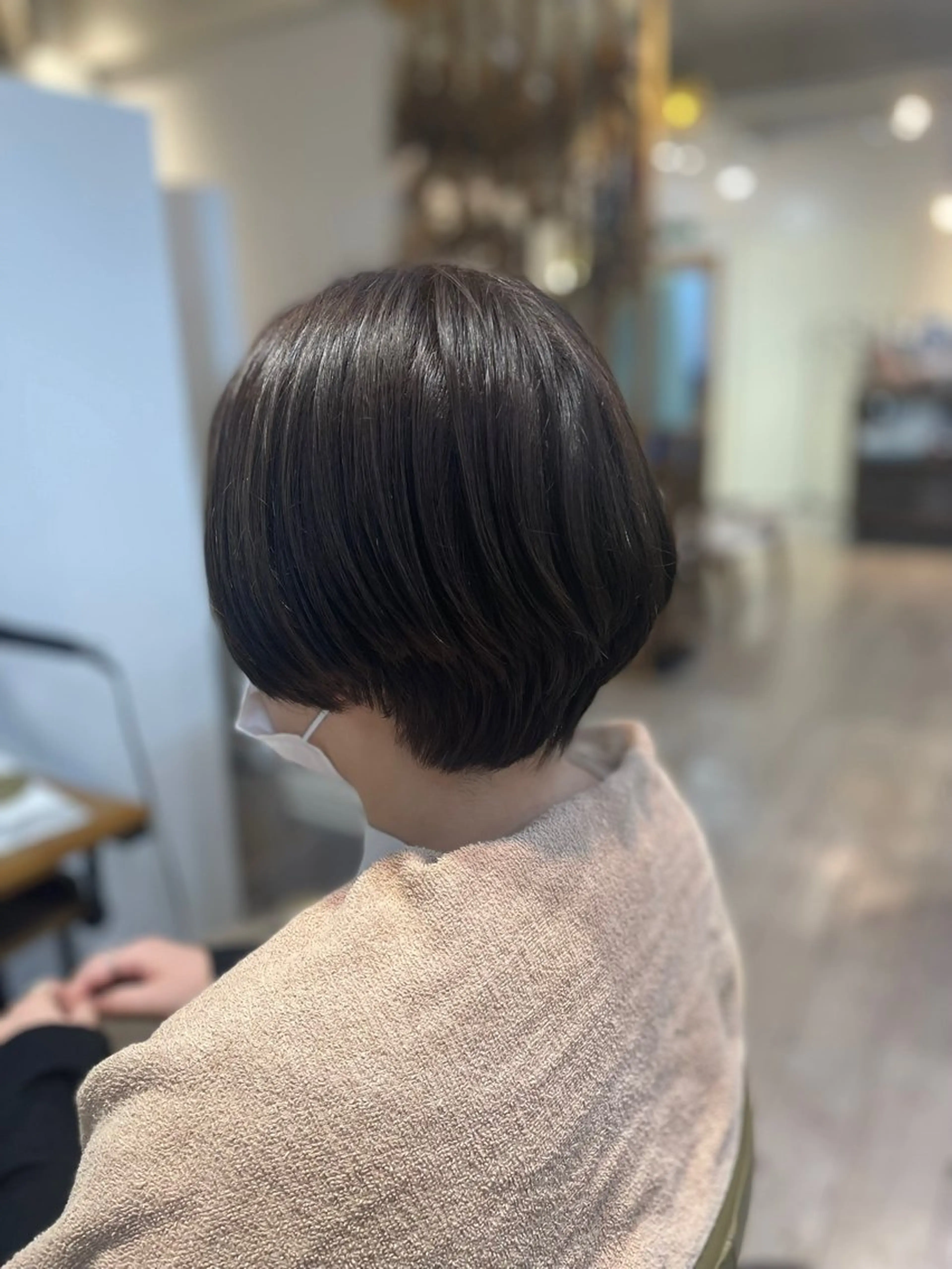 ショート ヘアカラー トリートメント 茅野 あゆ美のヘアスタイル
