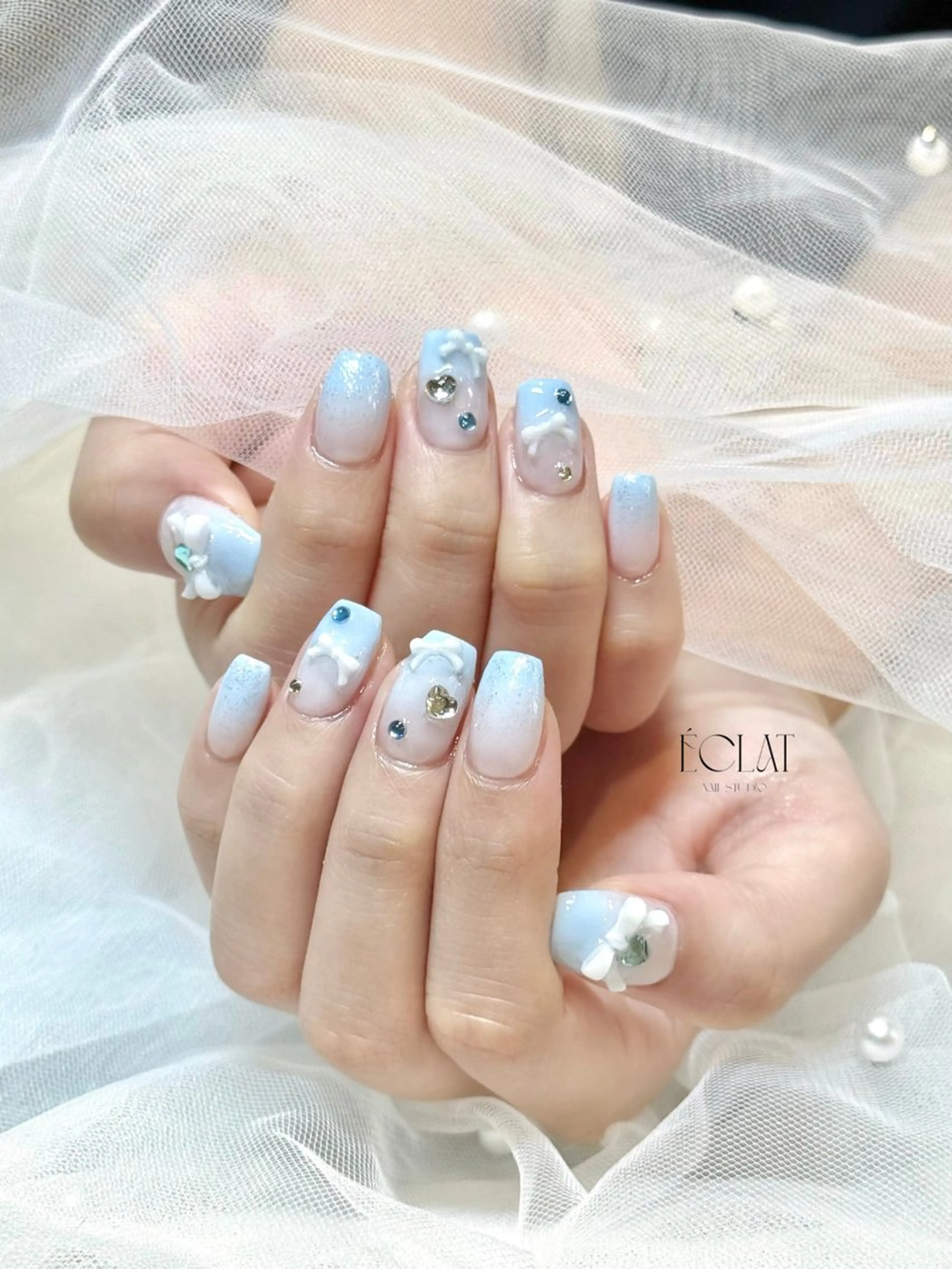 ネイル ハンドネイル éclat nail studio（She nail studio内）所属・韓国ワンホン éclat🩵飯山のネイルデザイン