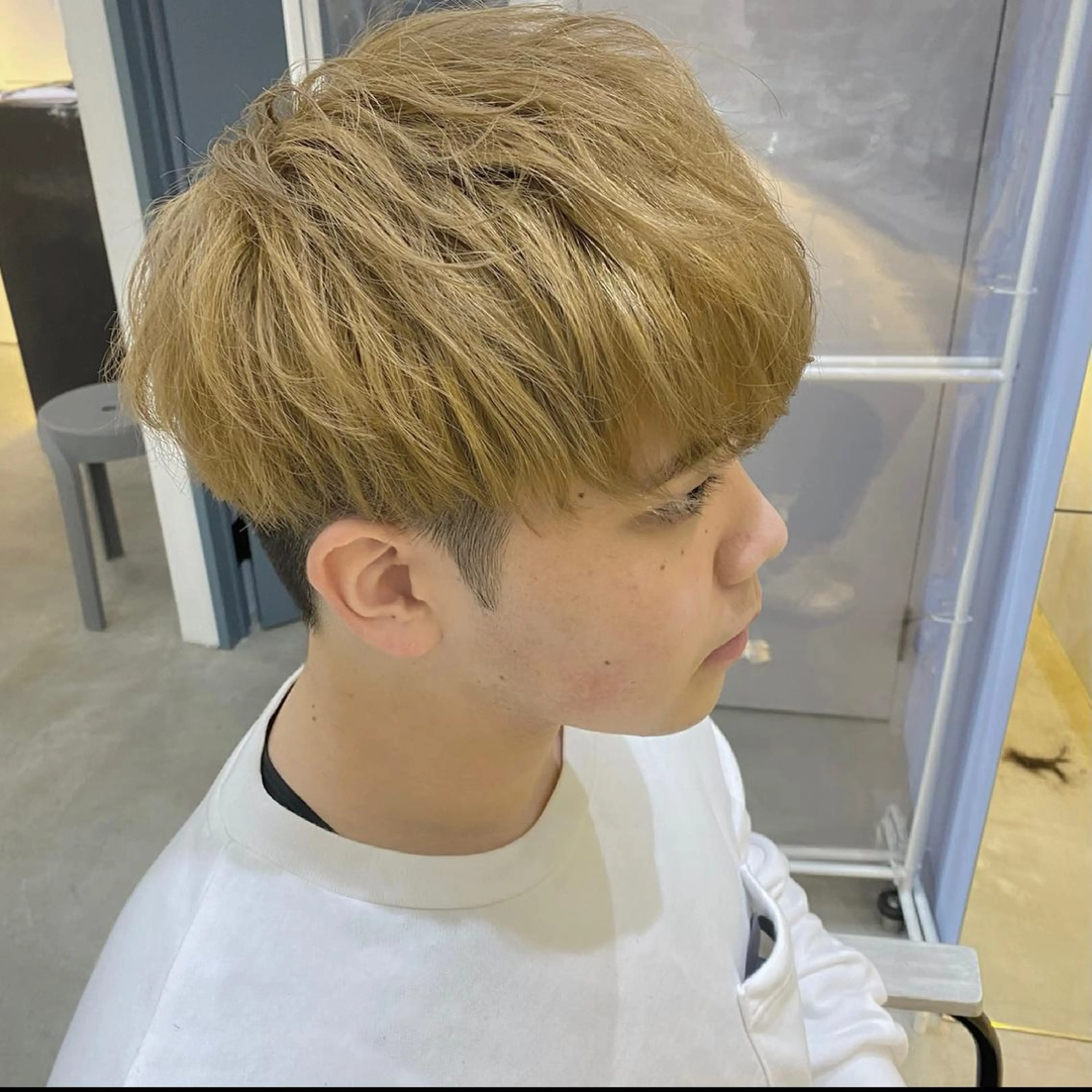 ショート カラー メンズ CLUTCH天王寺 西藤遥河のヘアスタイル