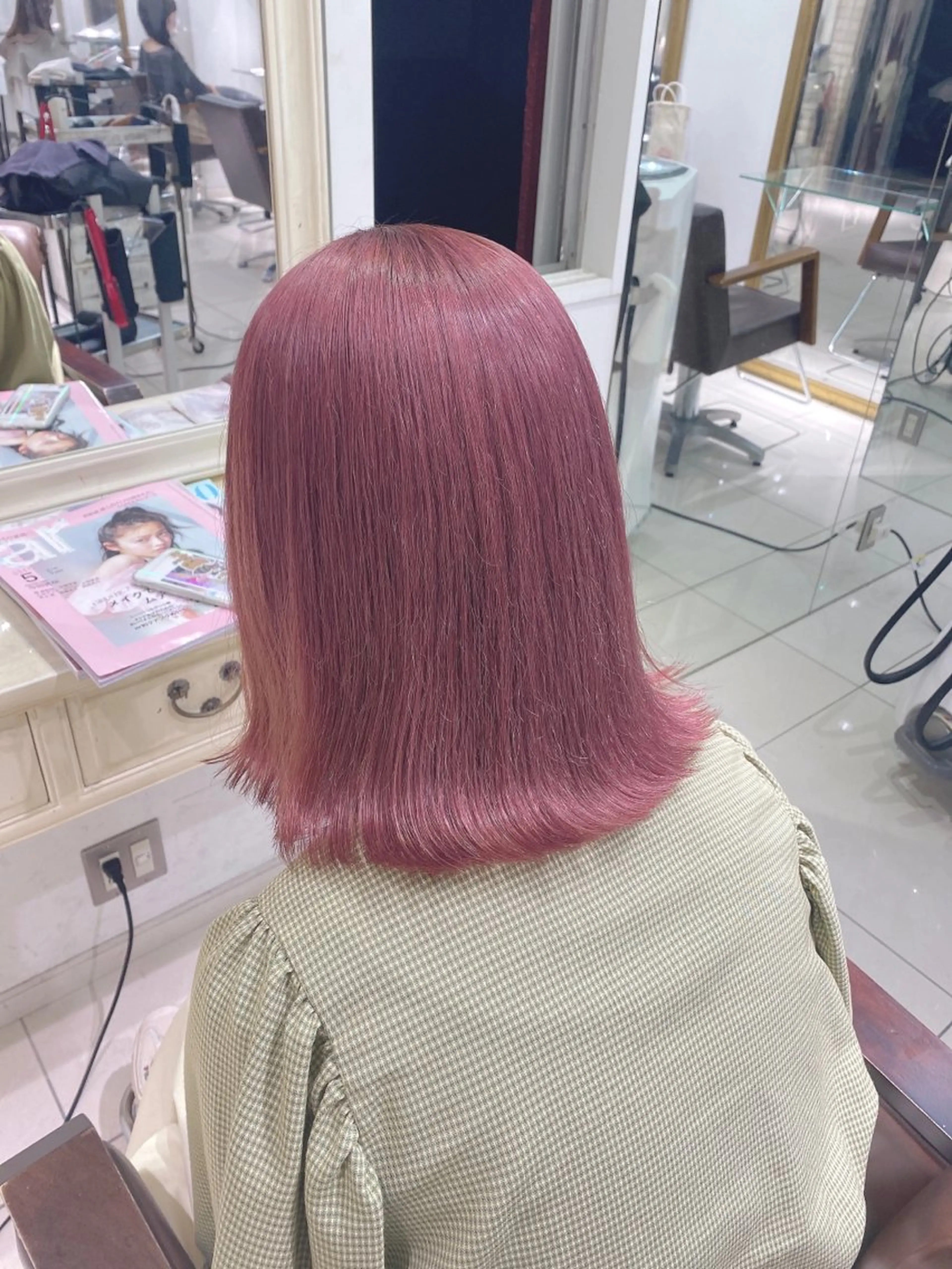 ミディアム カラー 艶モテカラー🎀 hinanoのヘアスタイル