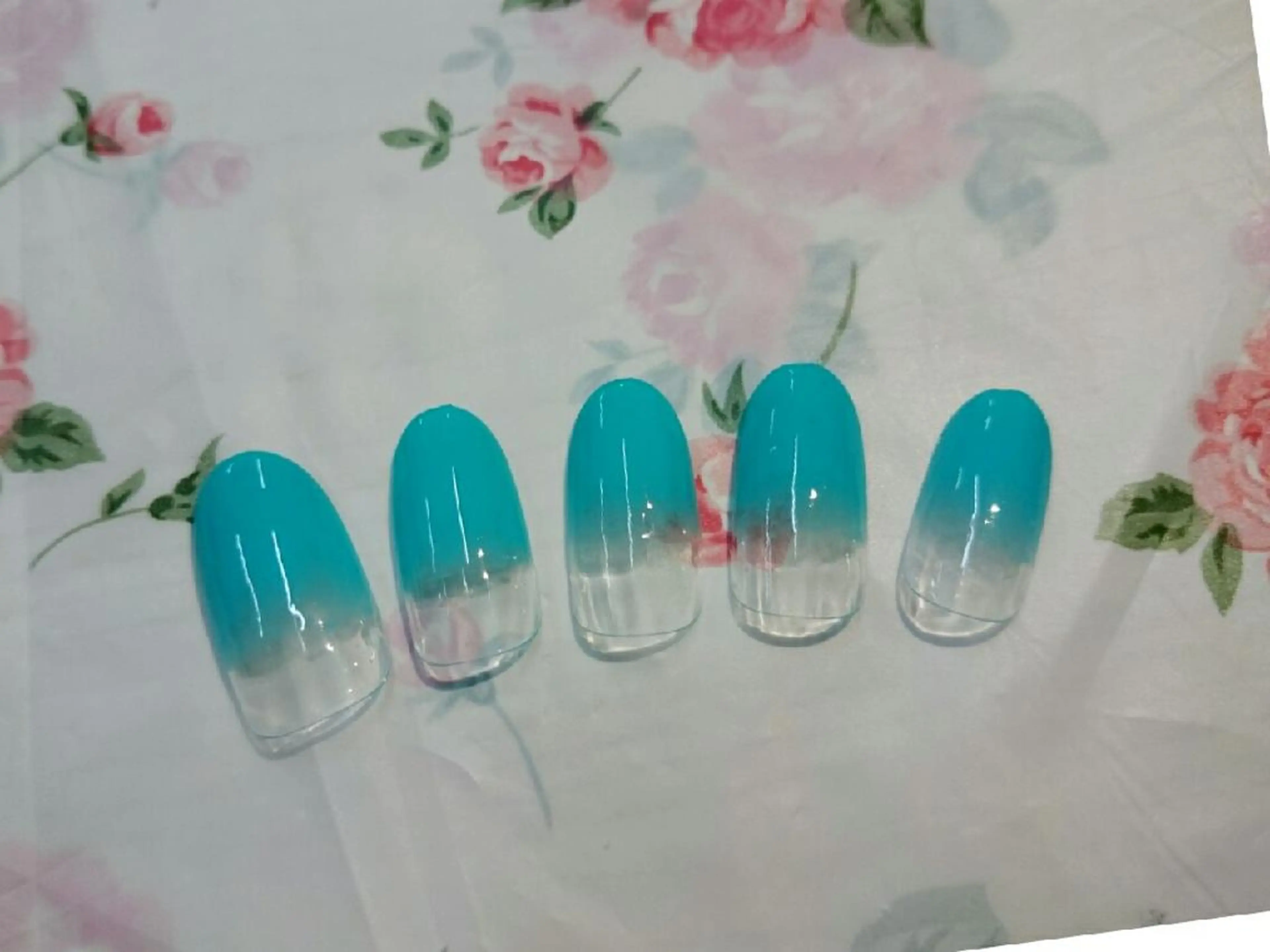 ネイル グラデーション ハンドネイル JEWEL nailのネイルデザイン