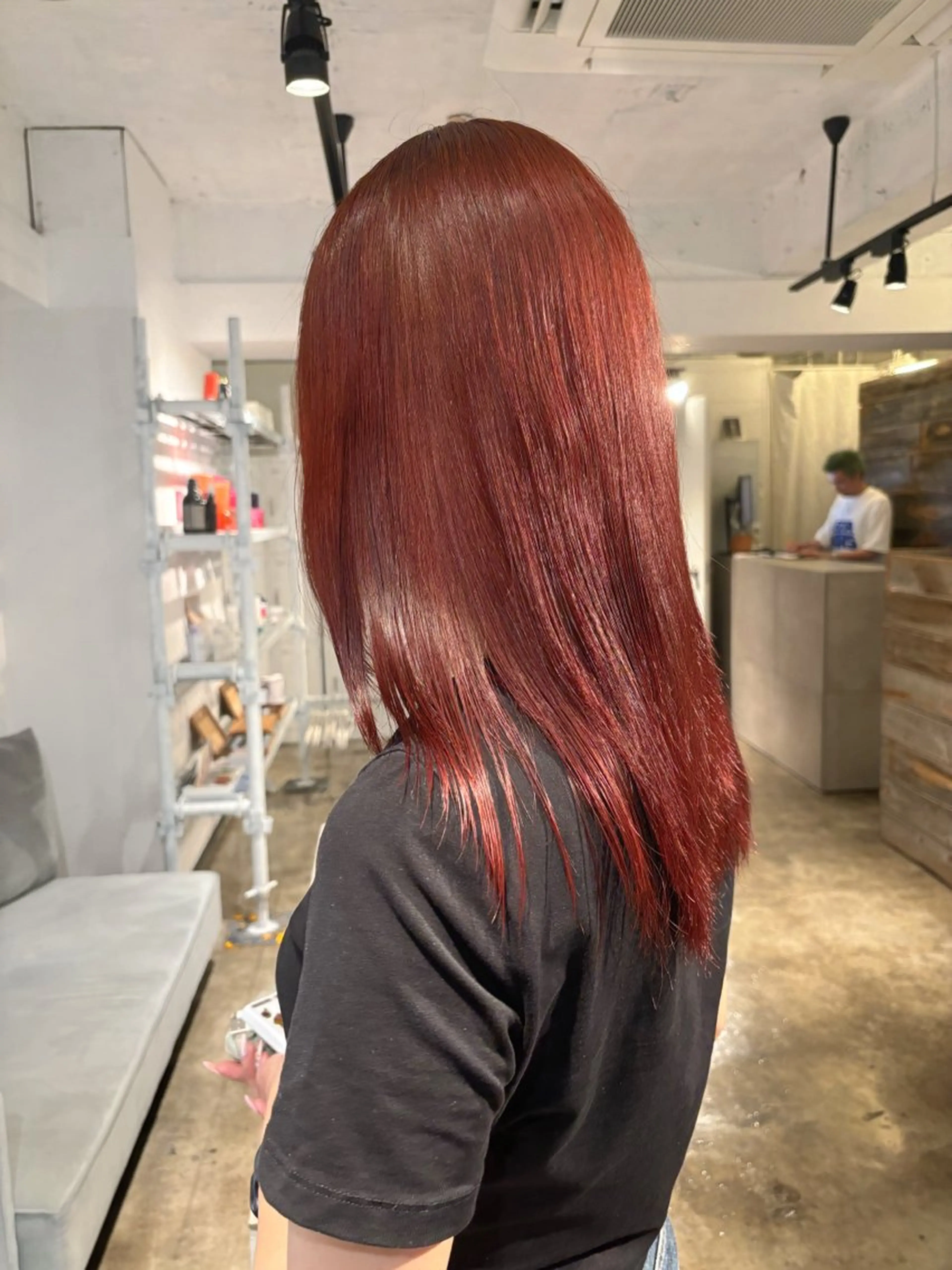 セミロング カラー ブリーチ ボルドーカラー ケアカラー ブリーチなしカラー レッドカラー 暖色カラー🍒 ケアブリーチ/akiのヘアスタイル