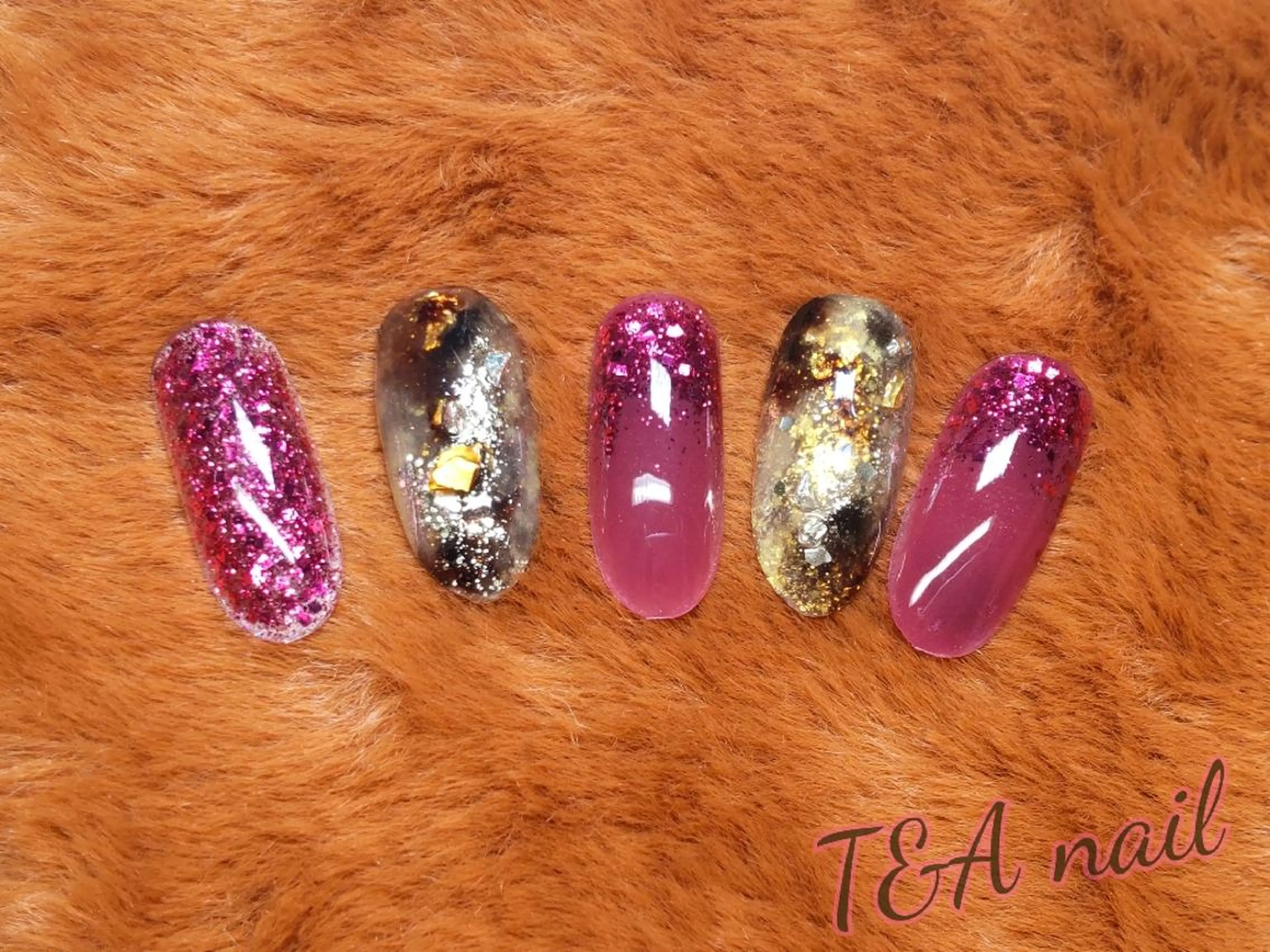 セミロング ネイル べっ甲ネイル 長さ出し ジェルネイル キラキラネイル ニュアンスネイル ハンドネイル T&A nailのネイルデザイン