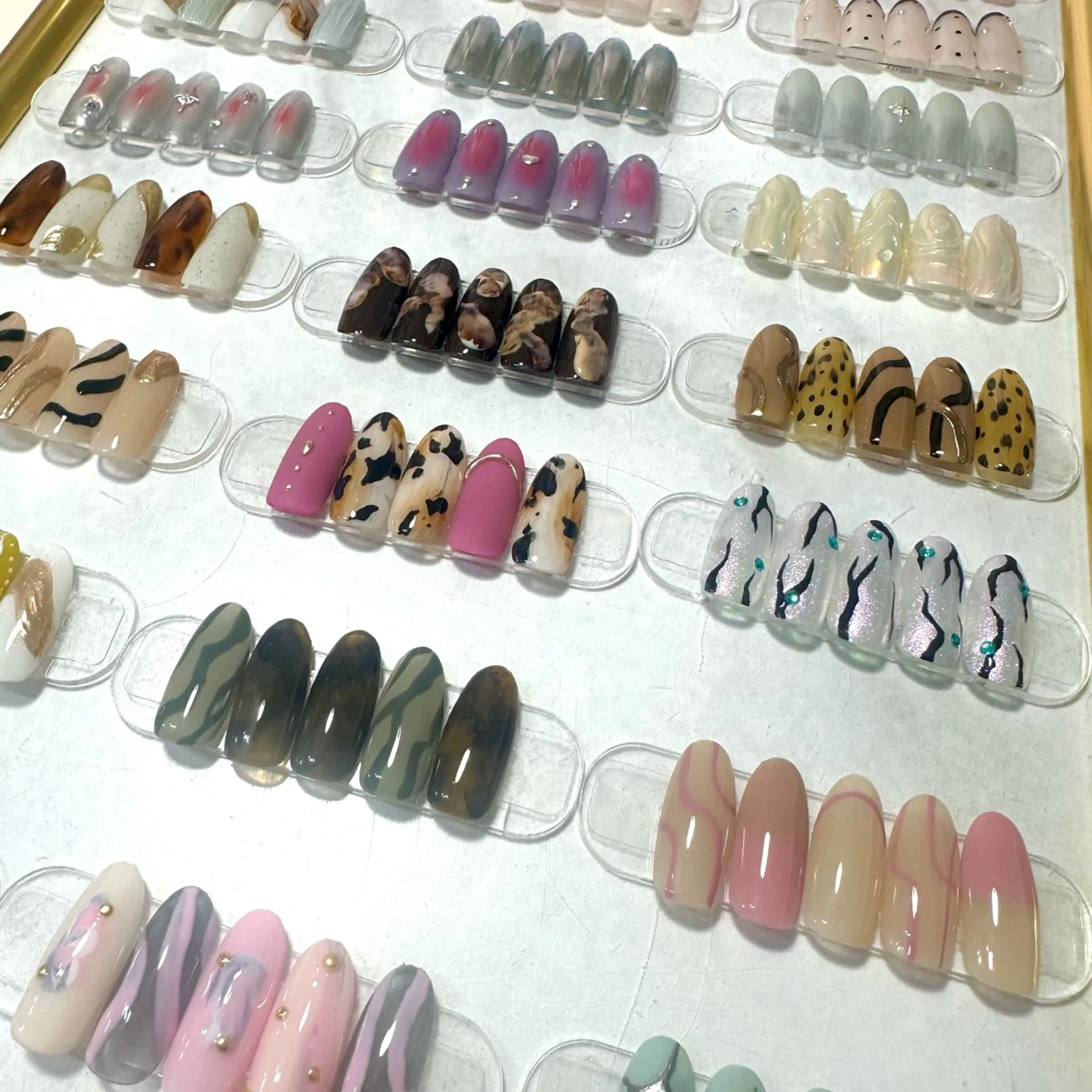 ネイル ハンドネイル elche SHOKOのネイルデザイン