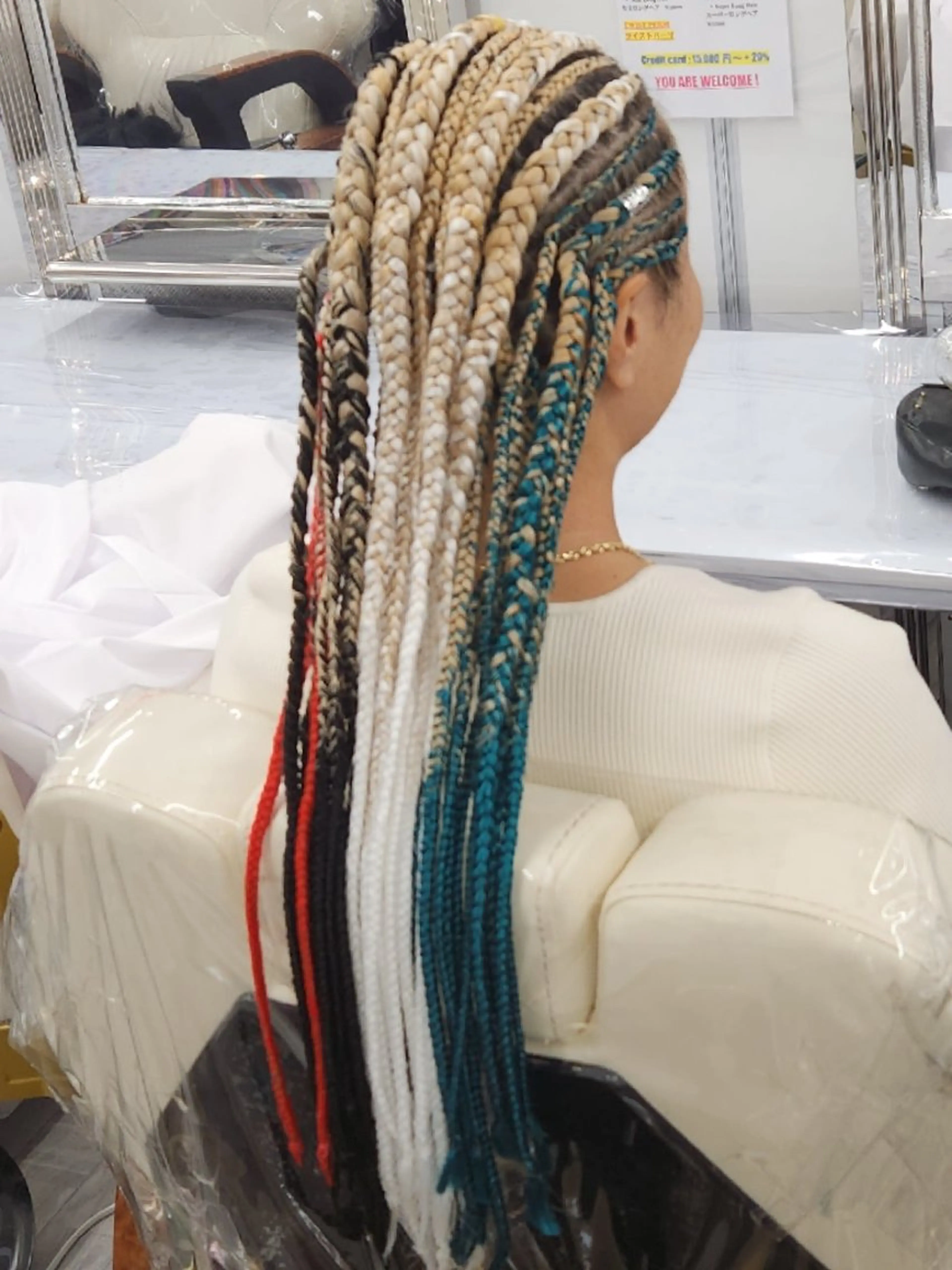 ヘアアレンジ ミディアム カラー エクステ  渡辺 マリのヘアスタイル