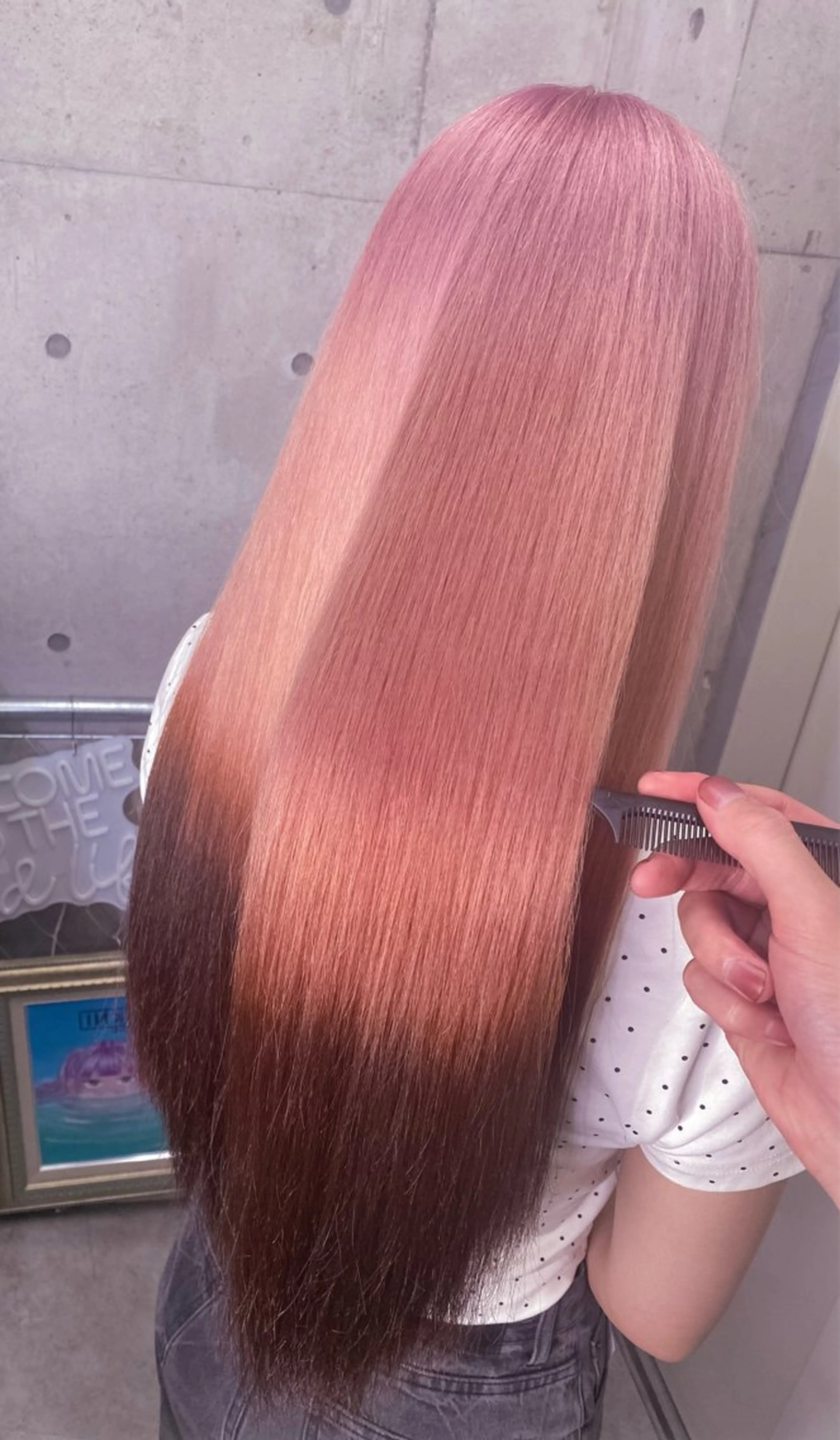 ロング カラー ベージュカラー ブラウンカラー ピンクカラー ピンクベージュ ヘアカラー トリートメント 國分 伸也のヘアスタイル