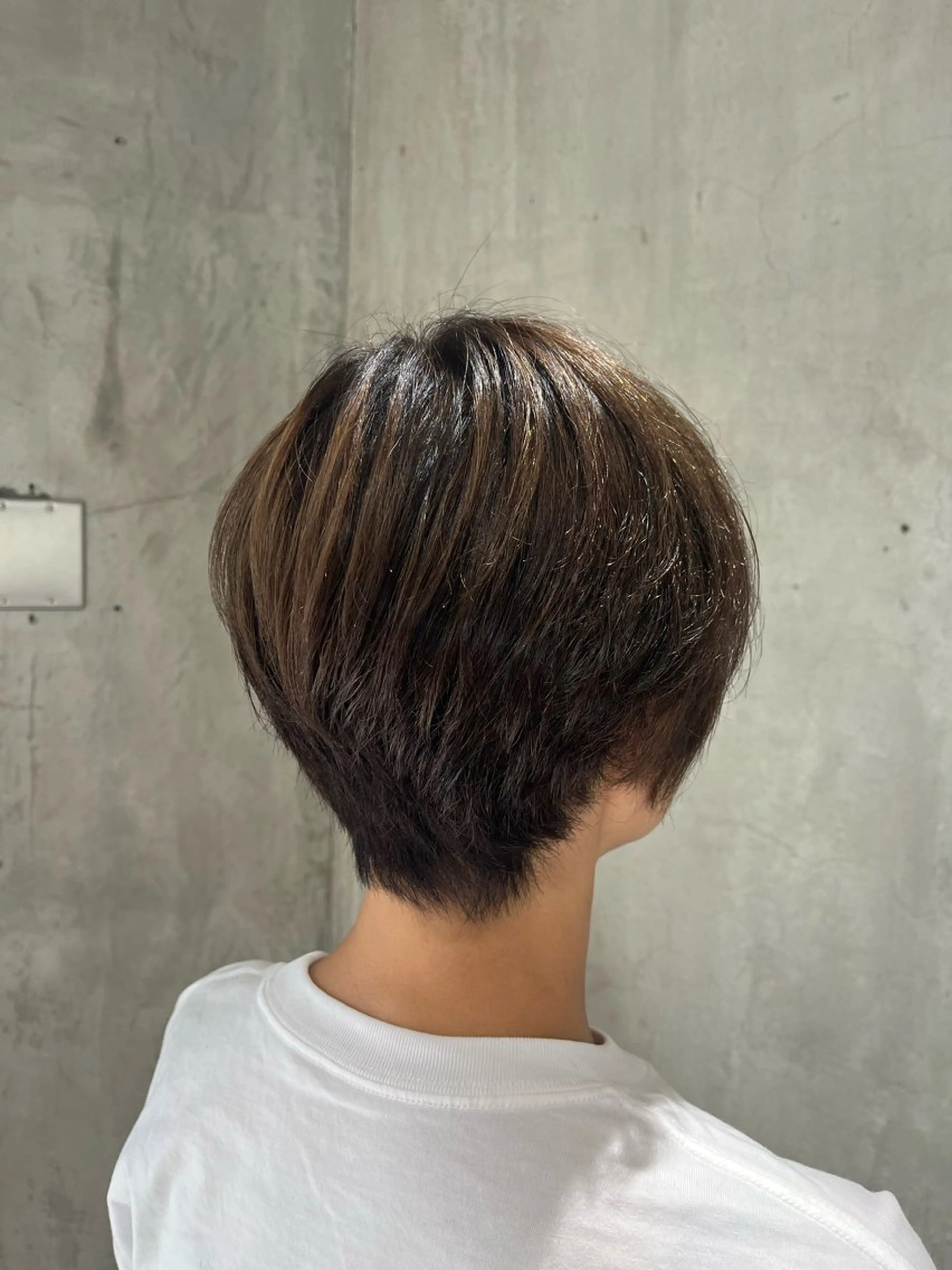 ショート ハイライト 阿部 翔一郎/暖色系カラーのヘアスタイル