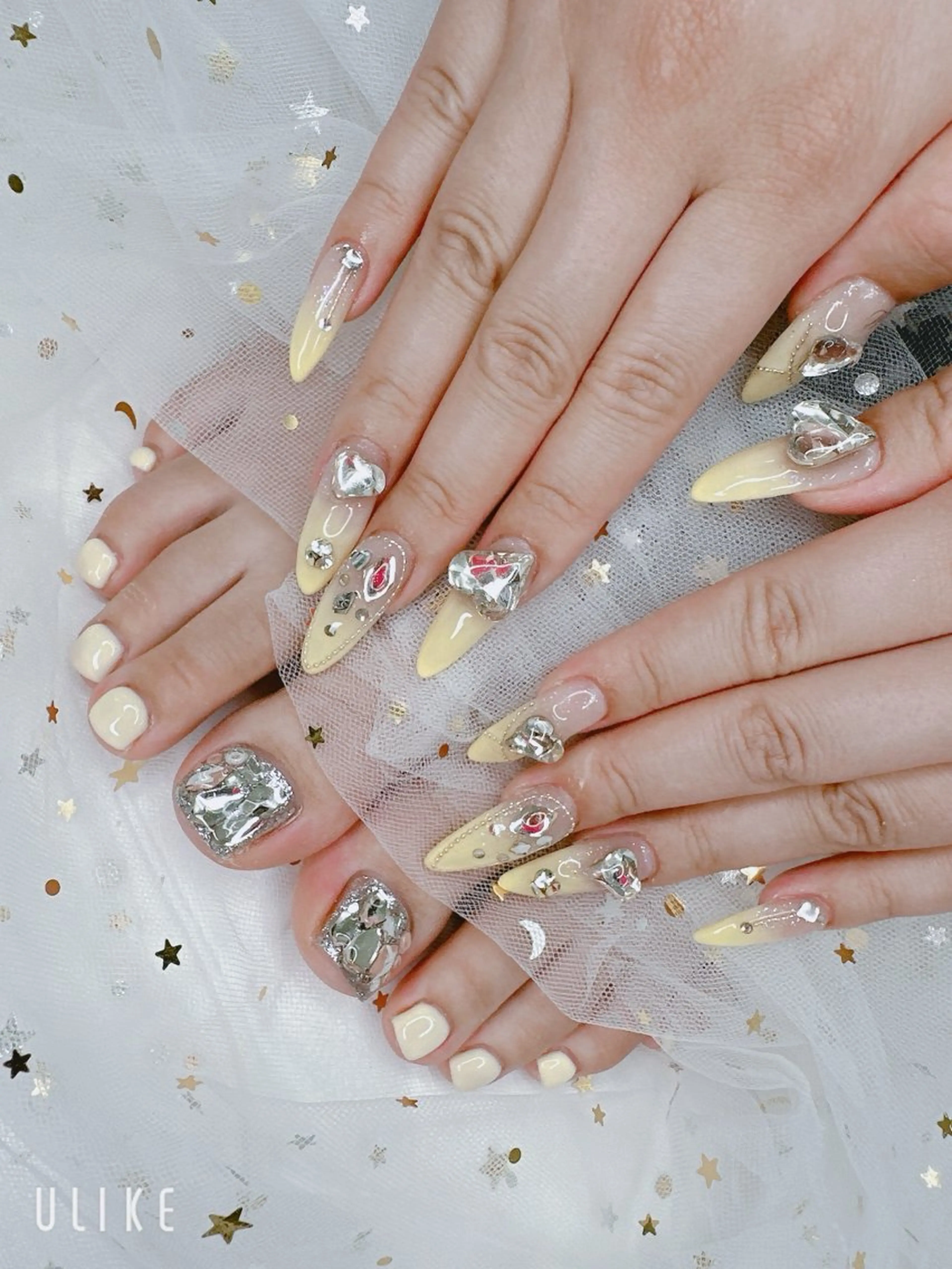 ネイル R nailsalon所属・R salonのネイルデザイン
