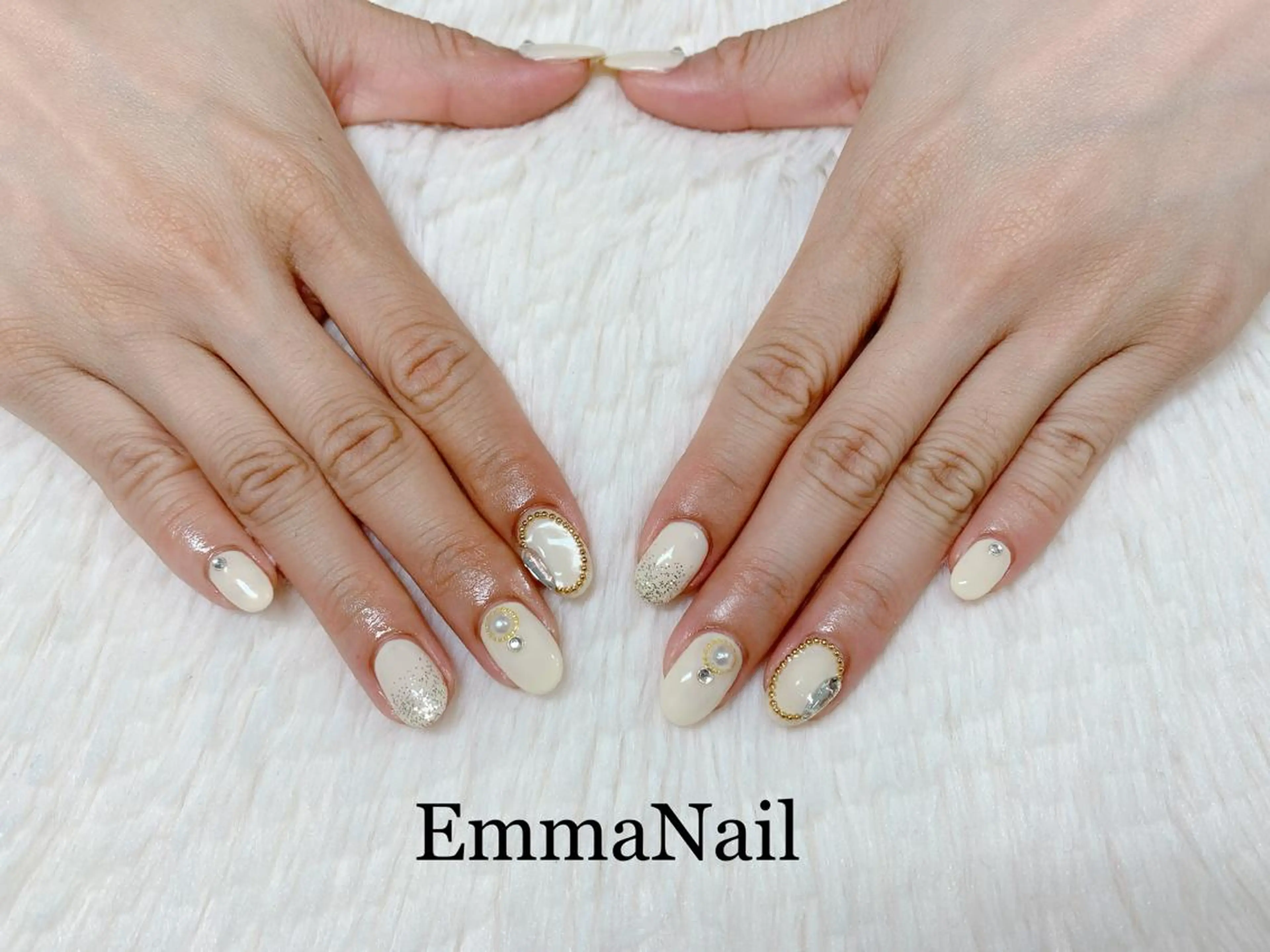 ネイル ジェルネイル 持ち込み salon EM&A emiのネイルデザイン