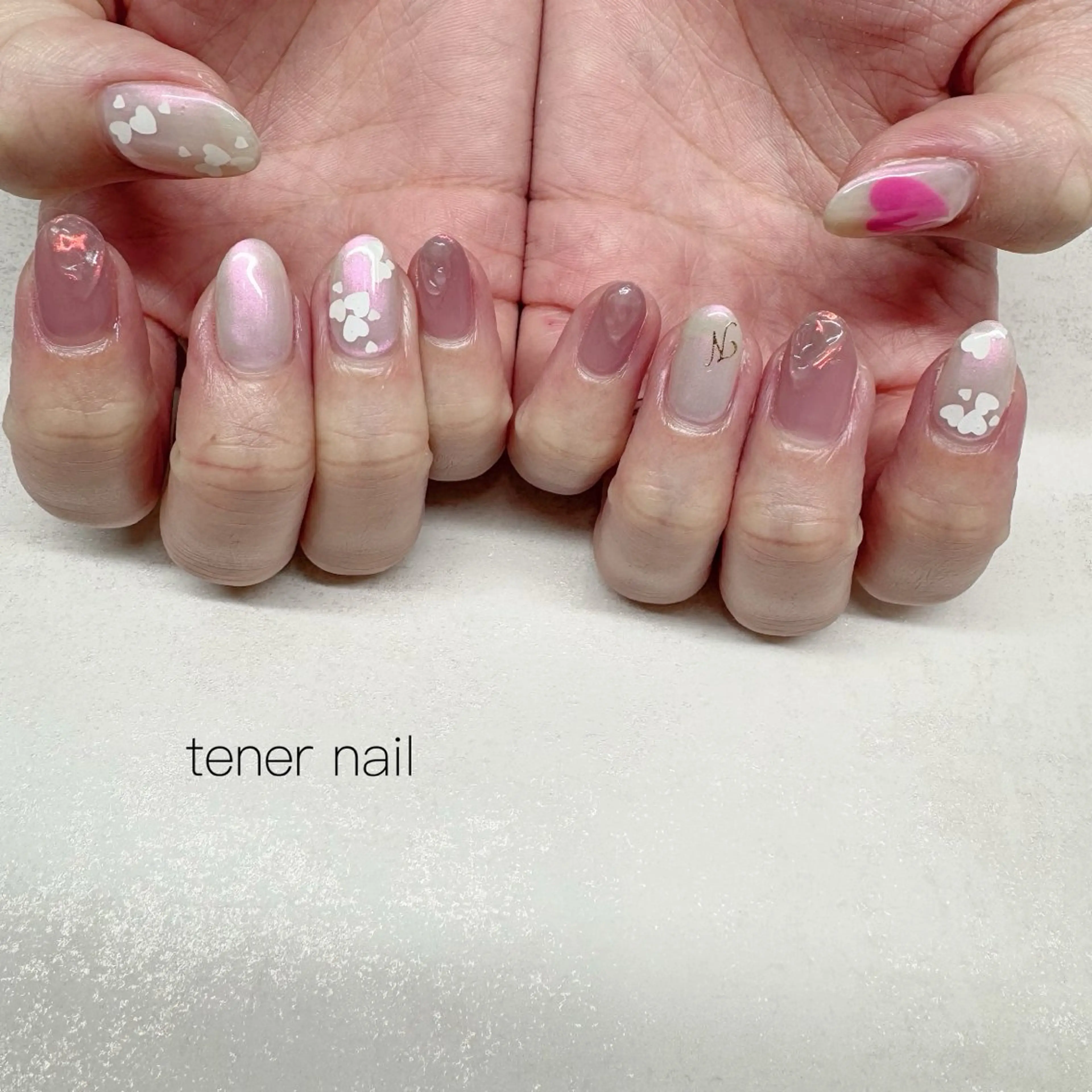 ネイル ハート ハンドネイル tener  nail  テネルネイル所属・テネルネイル tener nailのネイルデザイン