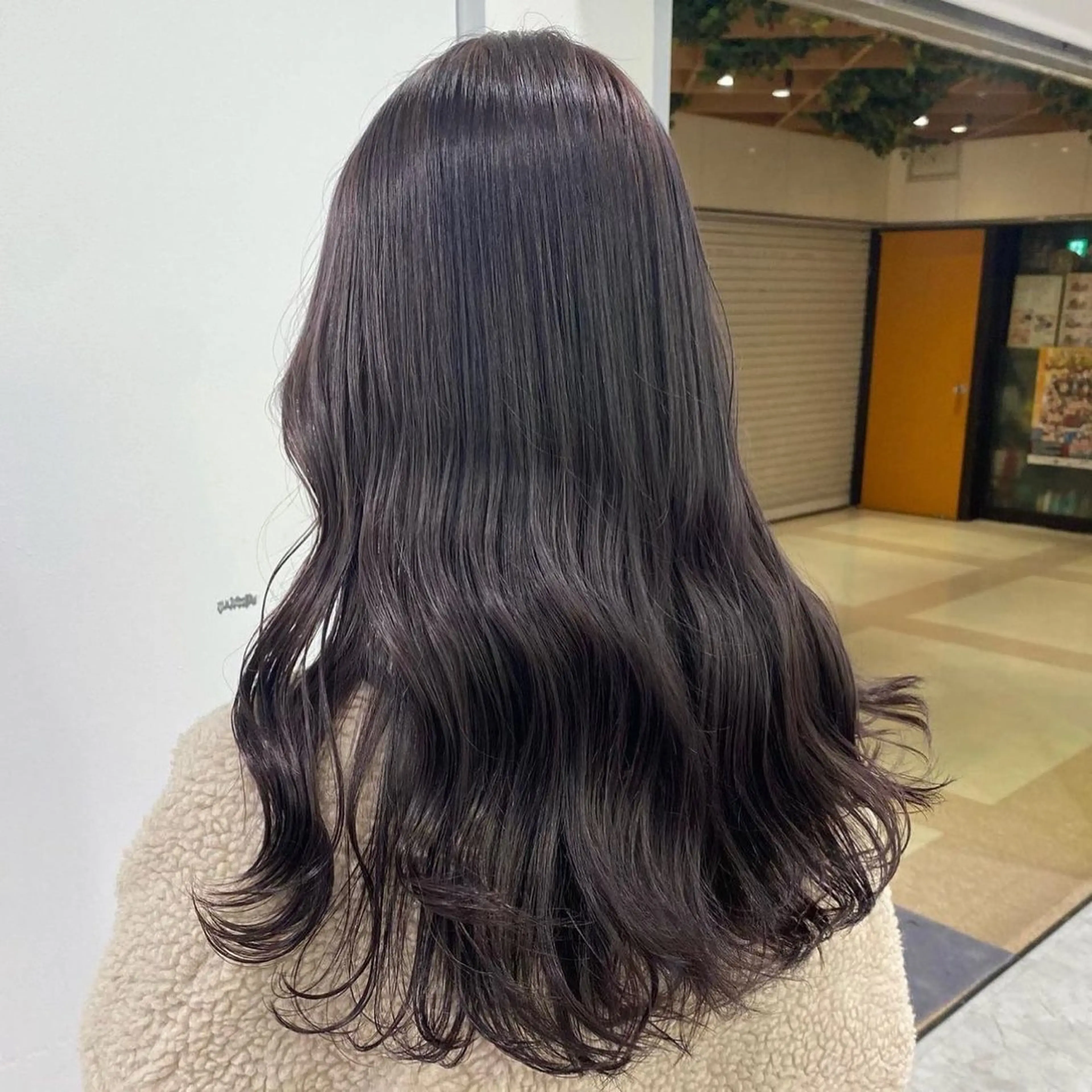 セミロング カラー ヘアアレンジ カット ヘアカラー トリートメント ヘッドスパ ヘアセット 透明感ラベンダー💗 SHOのヘアスタイル