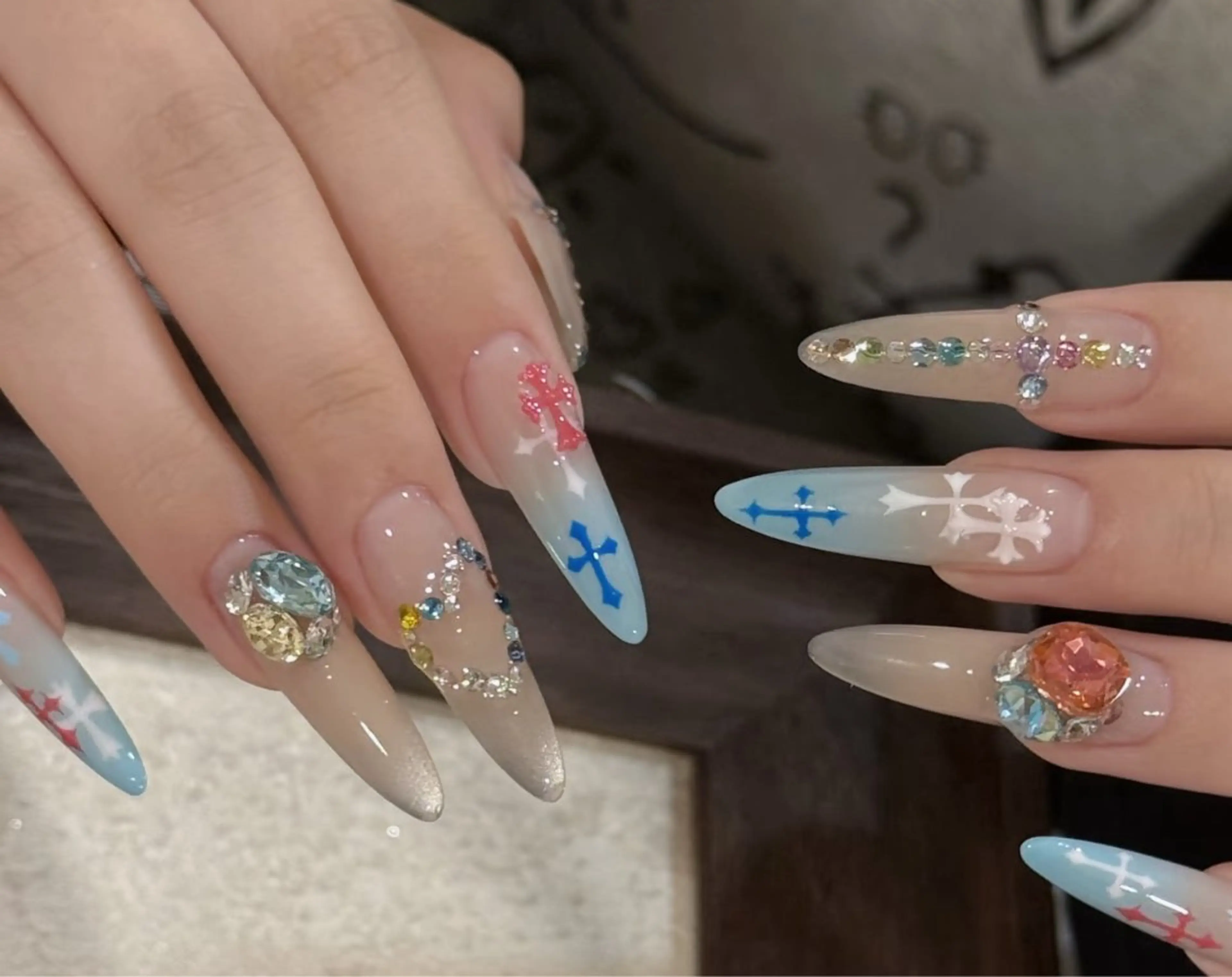 ネイル ハンドネイル 🍑 momo_nailのネイルデザイン