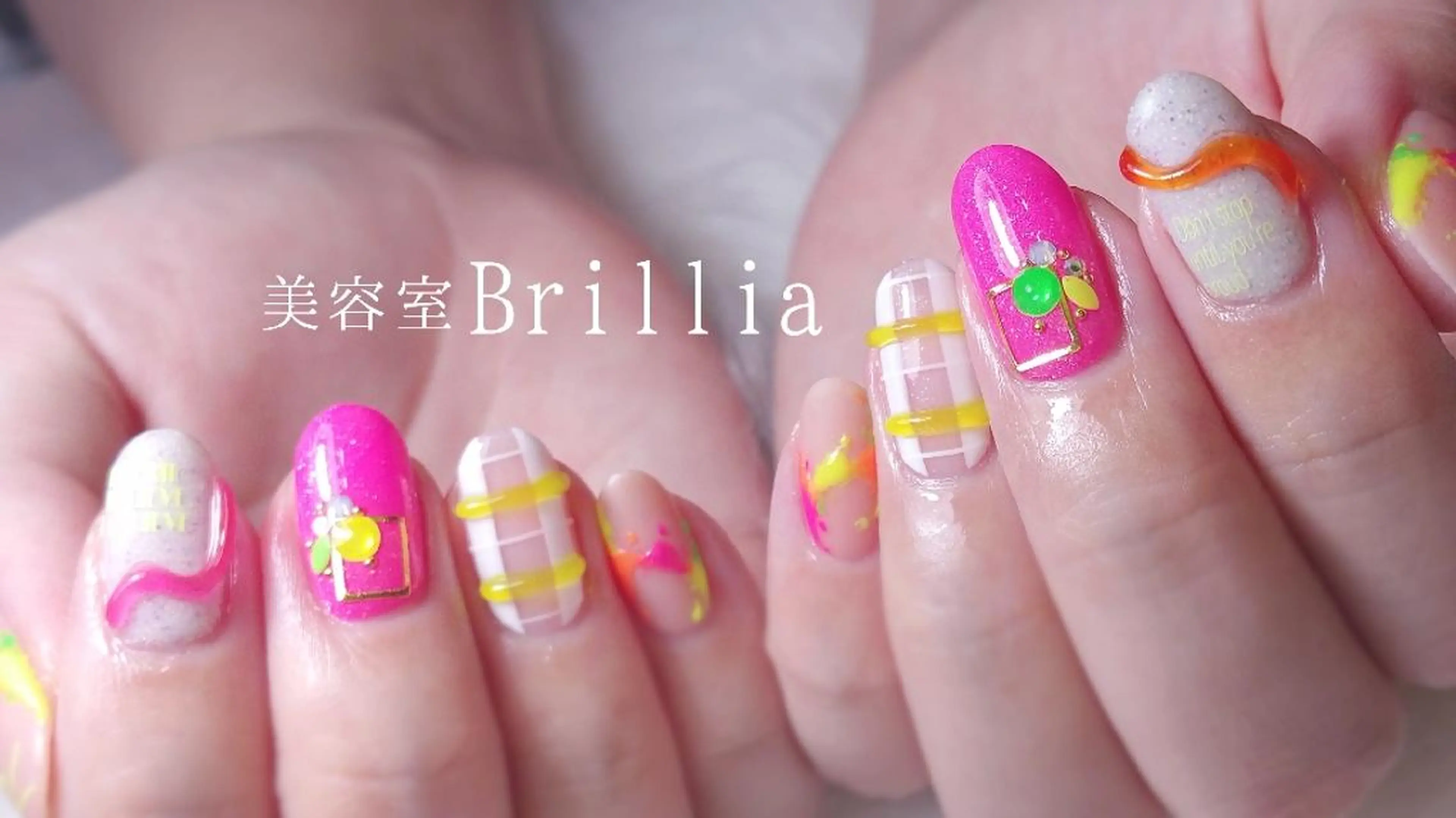 ネイル ハンドネイル 柴田 彩のネイルデザイン