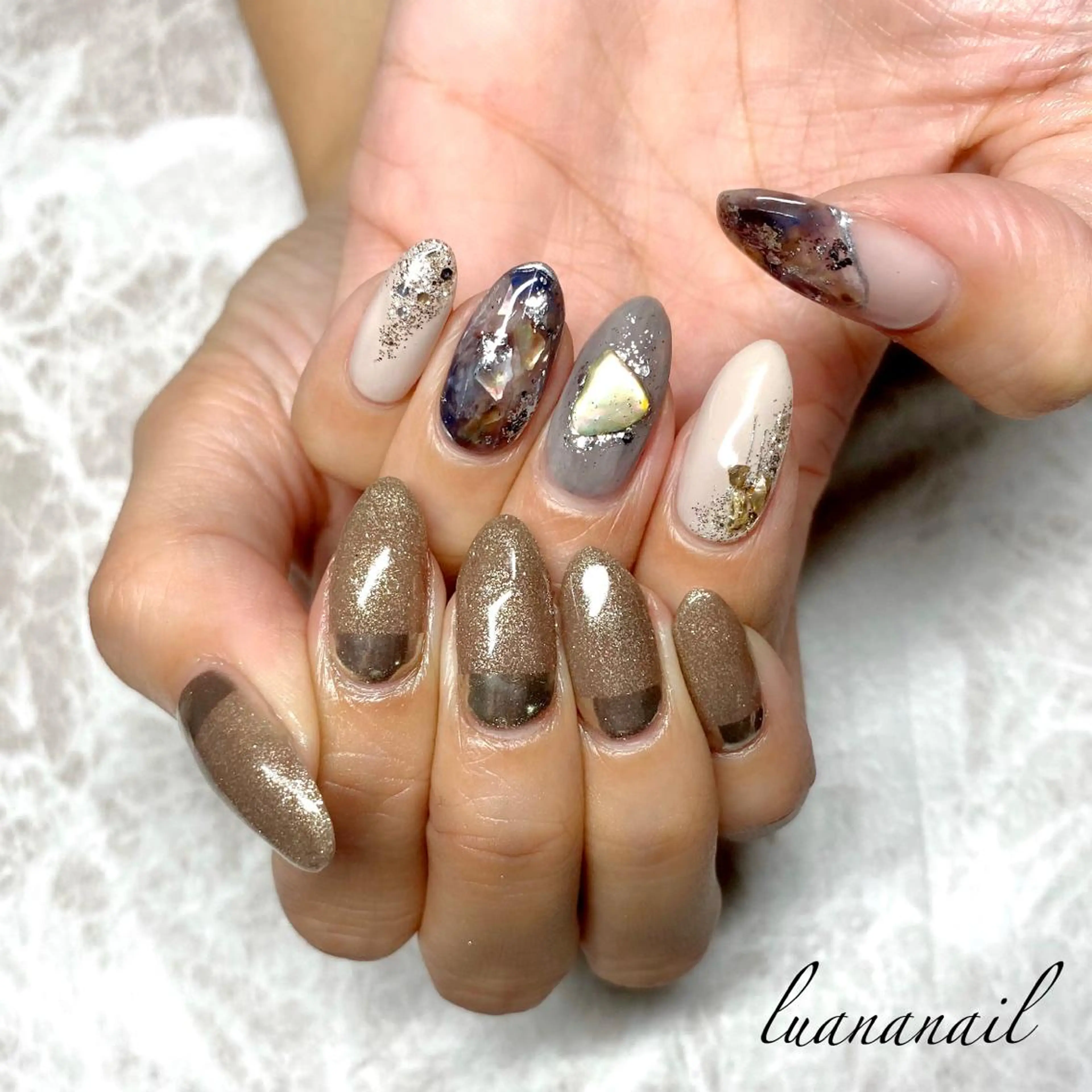 ネイル ラメ(グリッター) ミラーネイル ハンドネイル luana nailのネイルデザイン