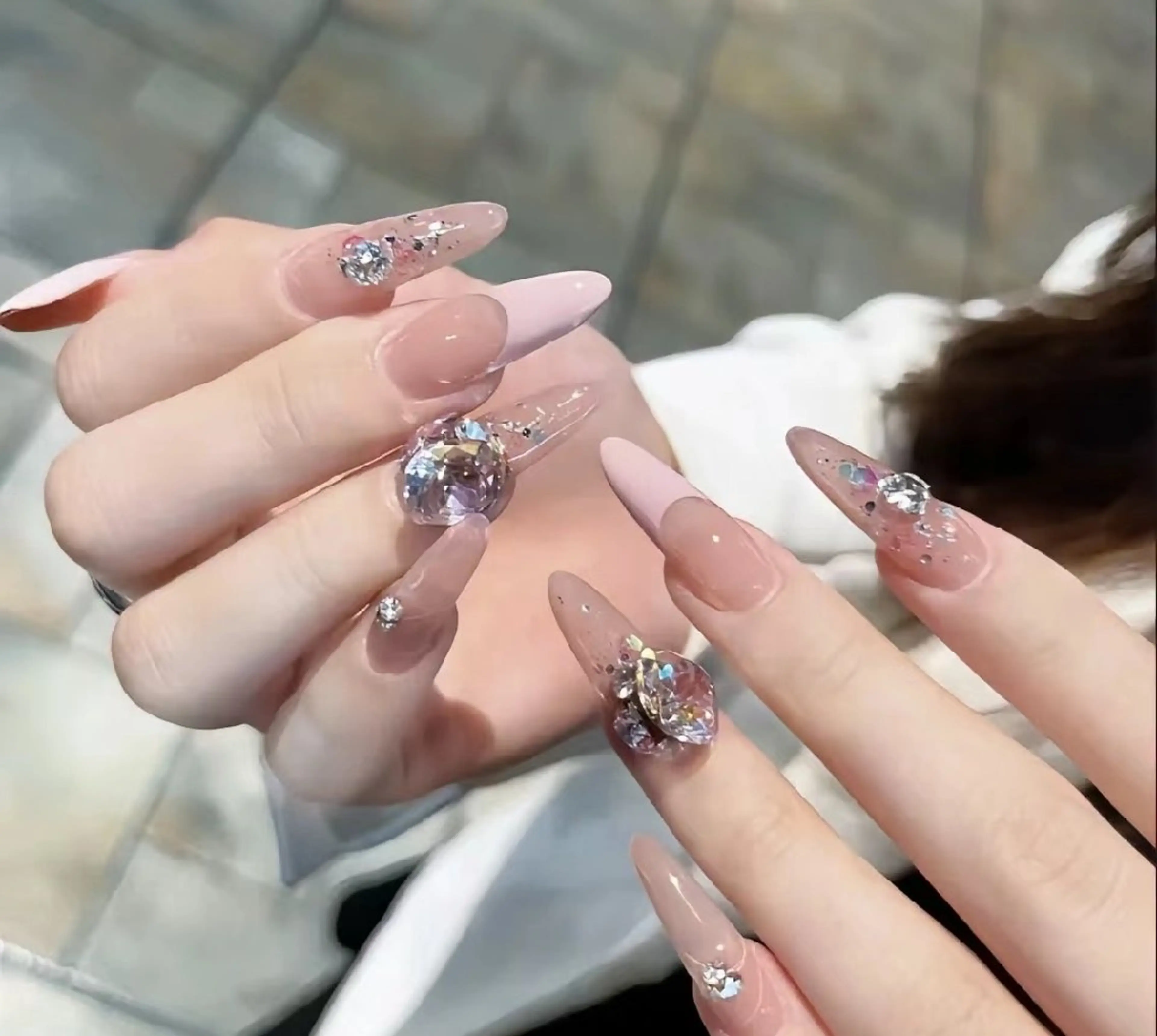 ネイル THE ONE栄店所属・Theone栄店 川原のネイルデザイン