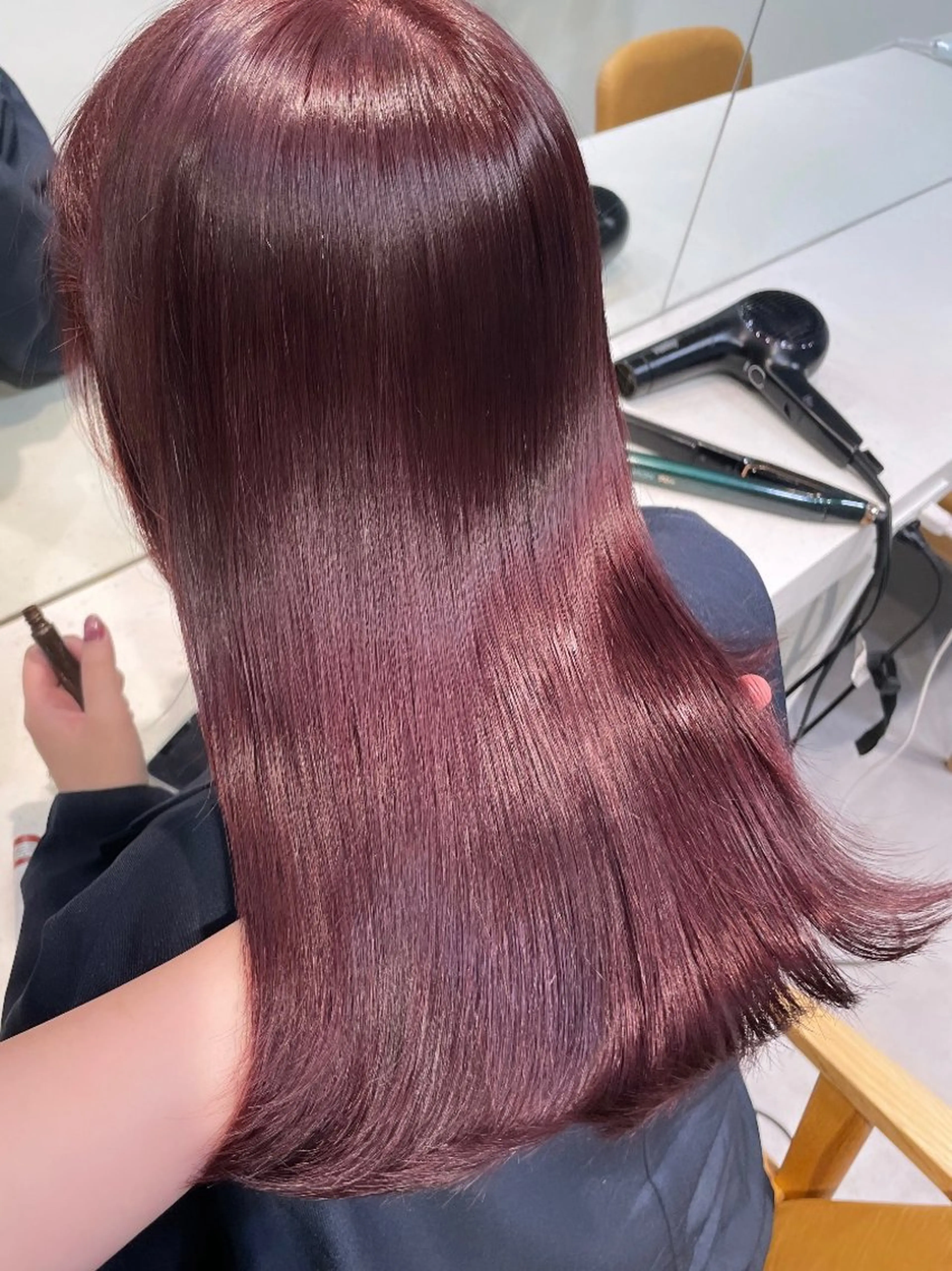 セミロング カラー ブリーチ ブリーチなしカラー レッドカラー ヘアカラー トリートメント 若月 あやかのヘアスタイル