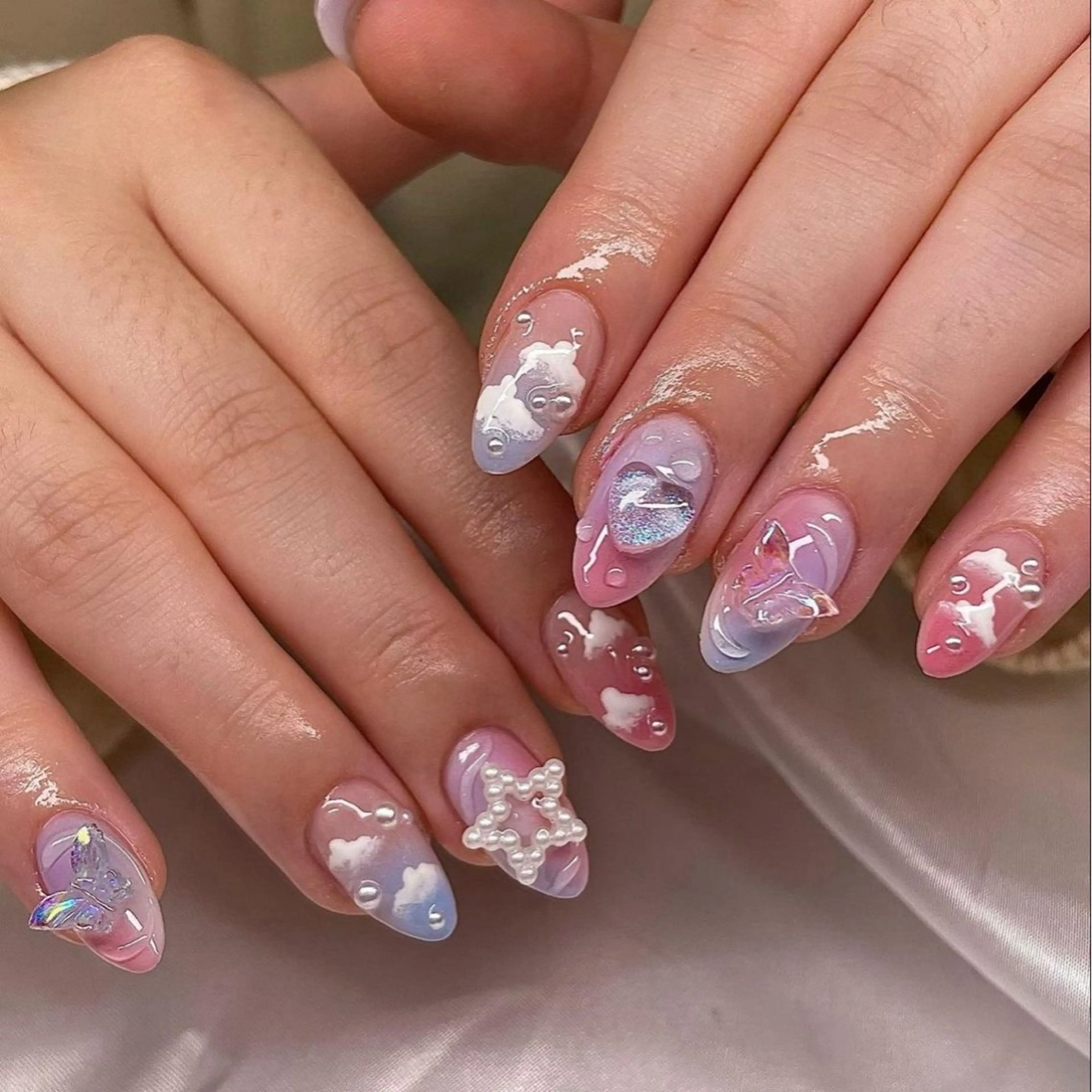 ネイル 長さ出し フレンチネイル グラデーション 卒業式 マグネットネイル ハンドネイル MIHANA HIKARIのネイルデザイン