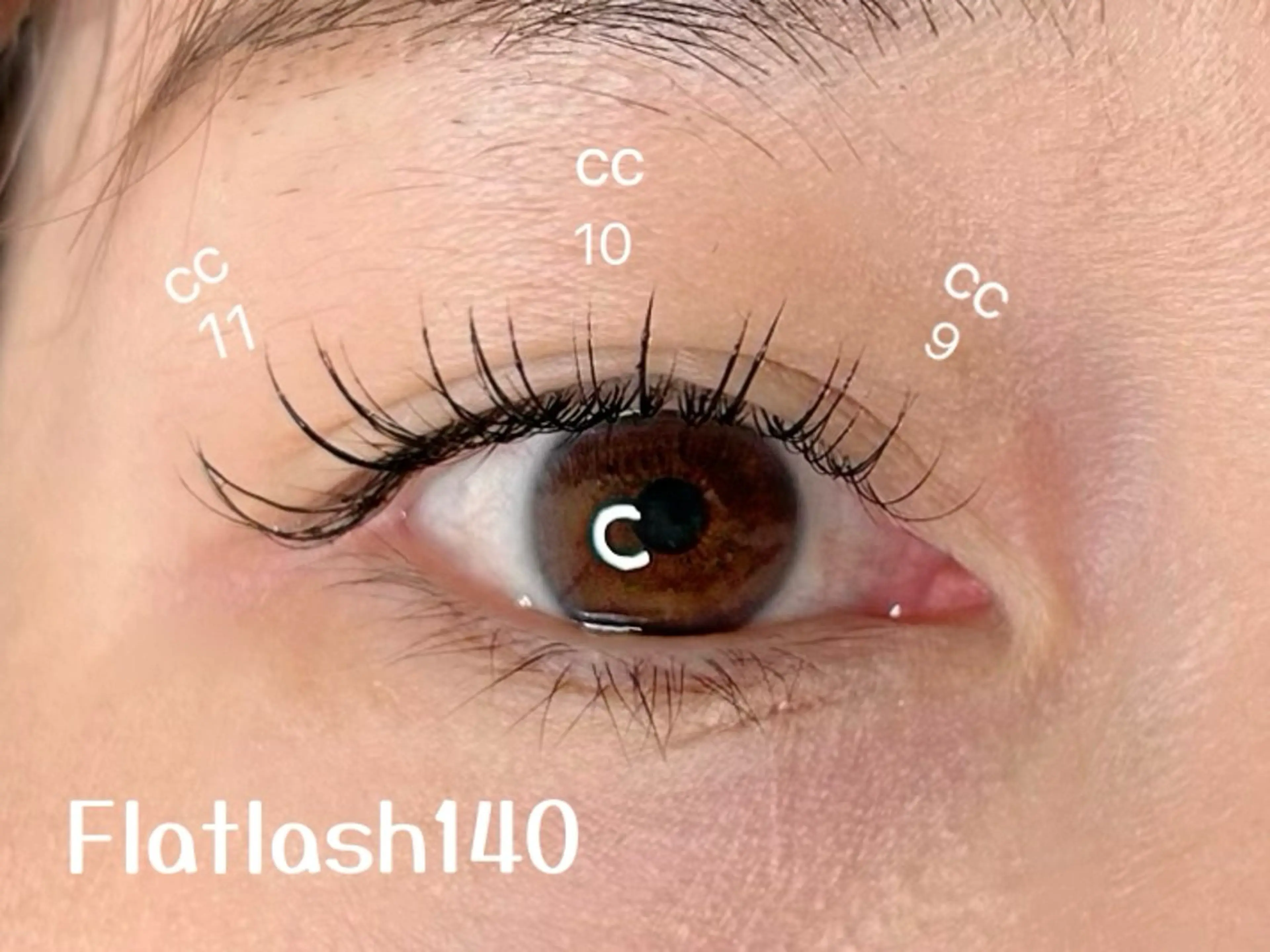 マツエク・マツパ フラットラッシュ マツエク elua eyelash所属・elua eyelashのマツエク・マツパデザイン